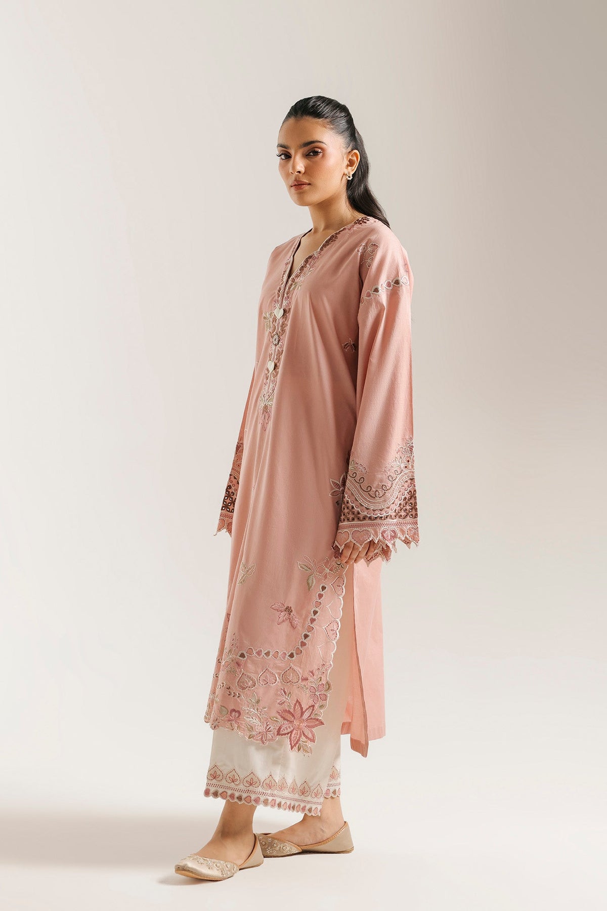 EMBROIDERED SUIT (E4372/103/315)