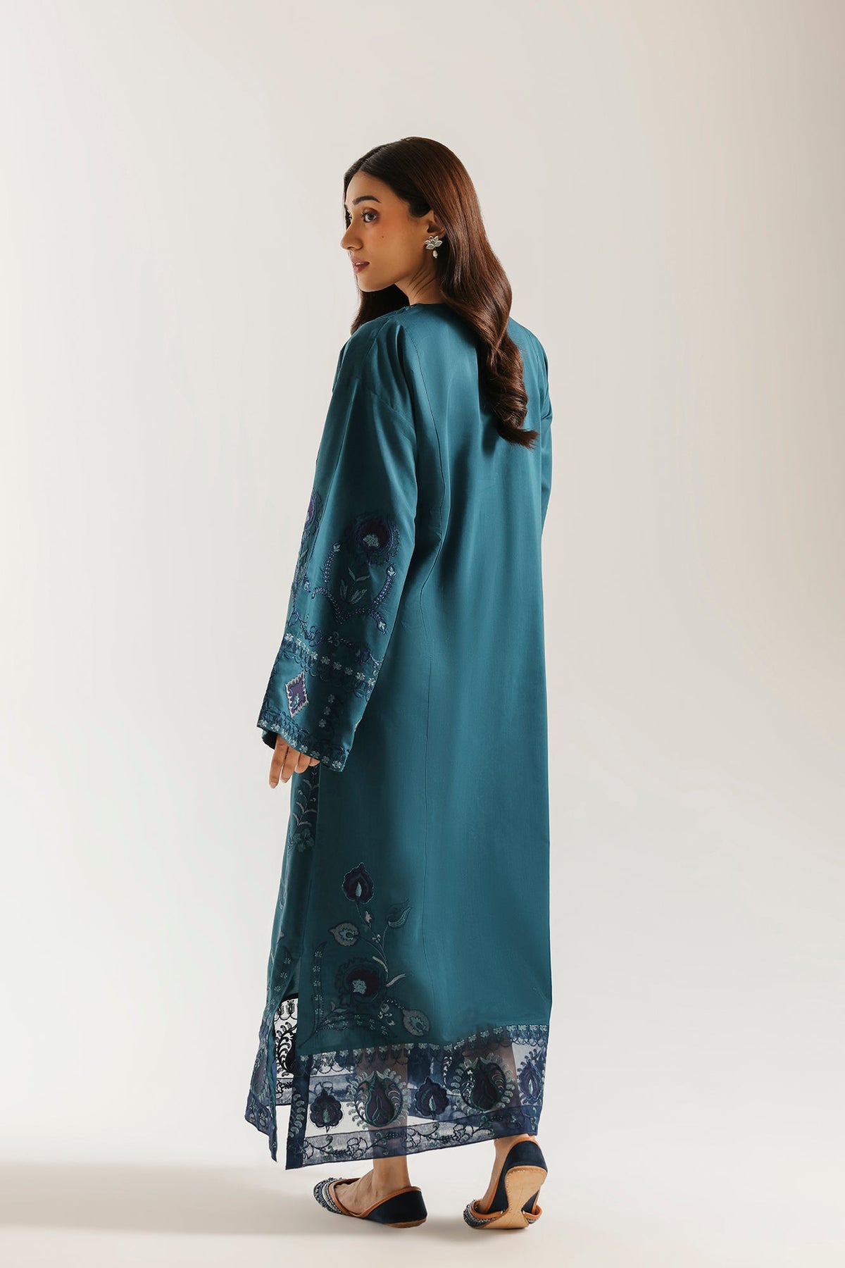 EMBROIDERED KAFTAN (E4394/103/711)