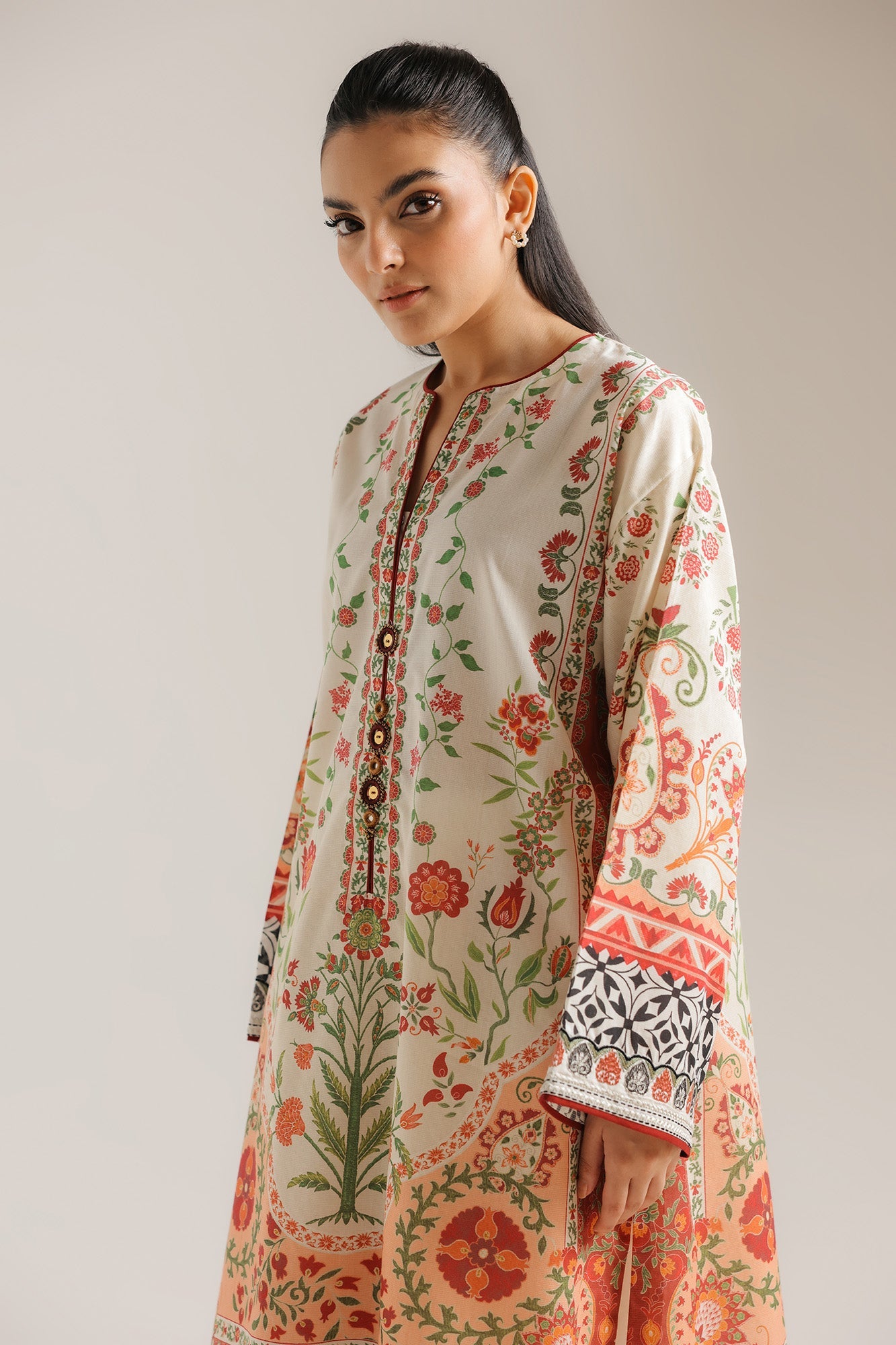 https://cdn.shopify.com/s/files/1/2290/7917/files/E4417-103-005_4.jpg?v=1775644912