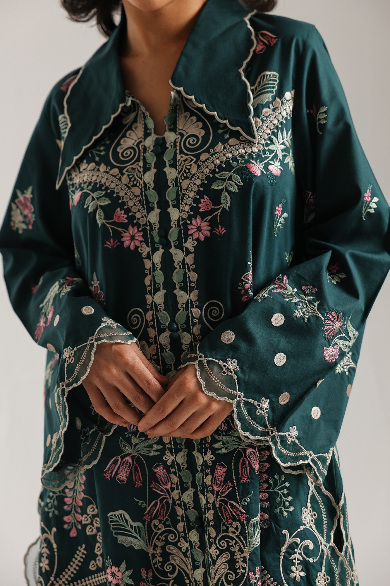https://cdn.shopify.com/s/files/1/2290/7917/files/E4432-103-703_5.jpg?v=1777374656