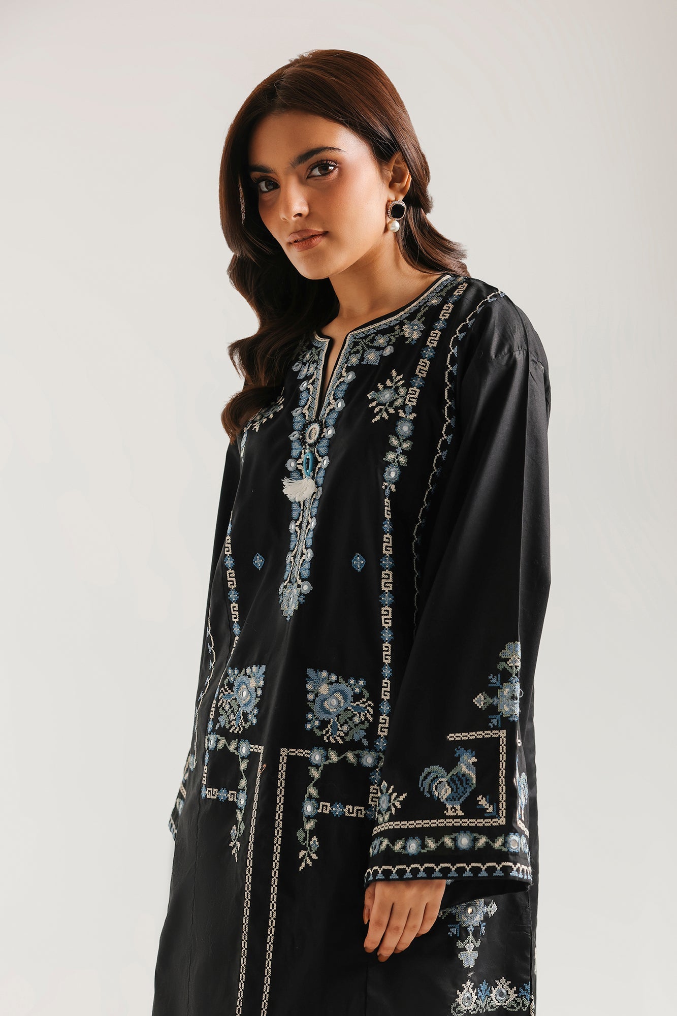 EMBROIDERED SUIT (E4450/103/902)