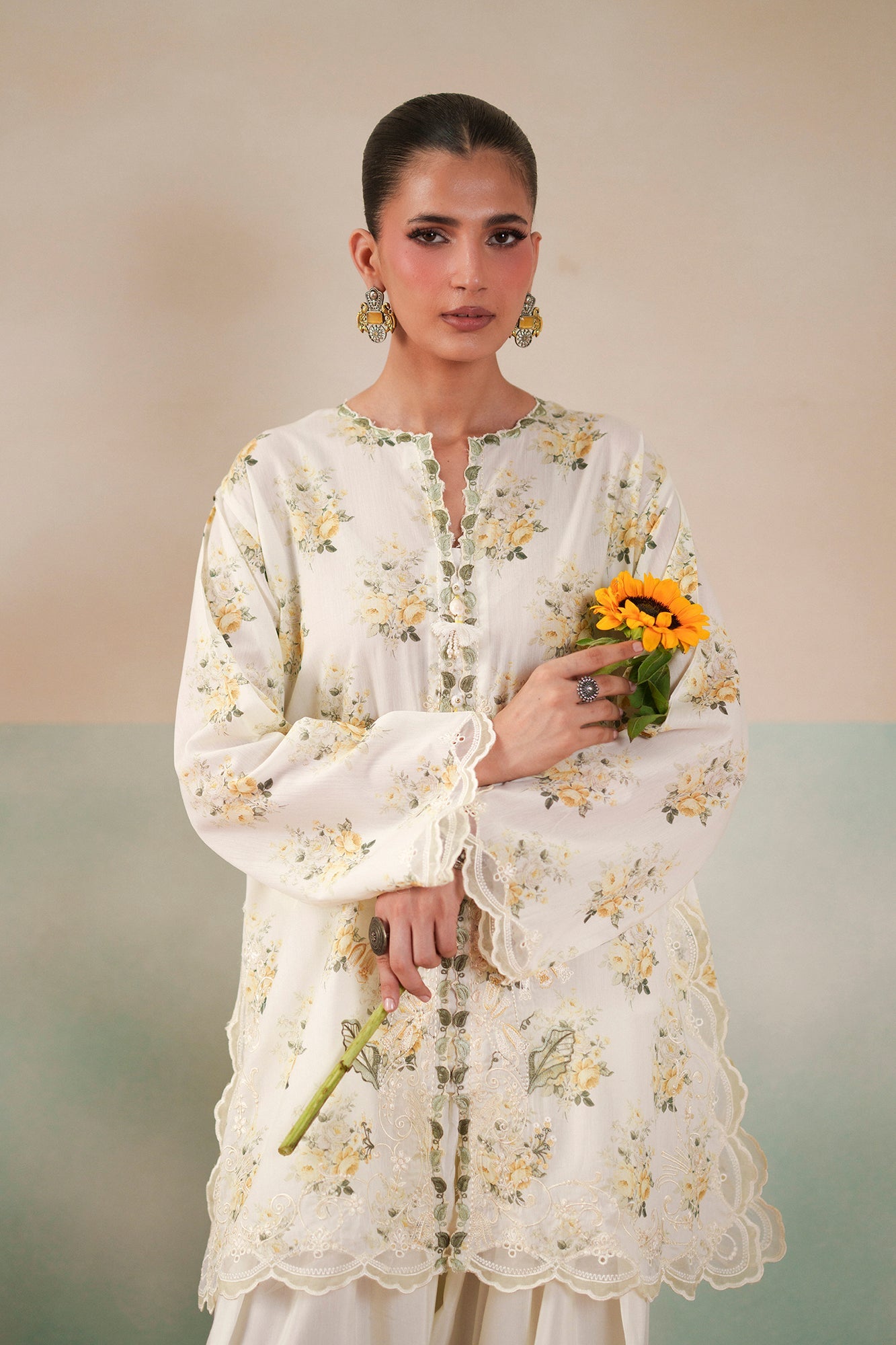 EMBROIDERED SUIT (E4464/103/005)