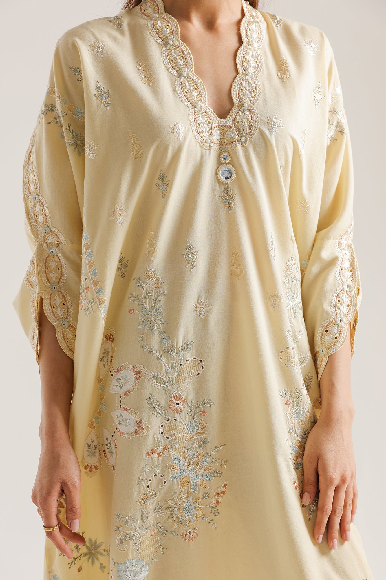 EMBROIDERED KAFTAN (E4501/103/112)