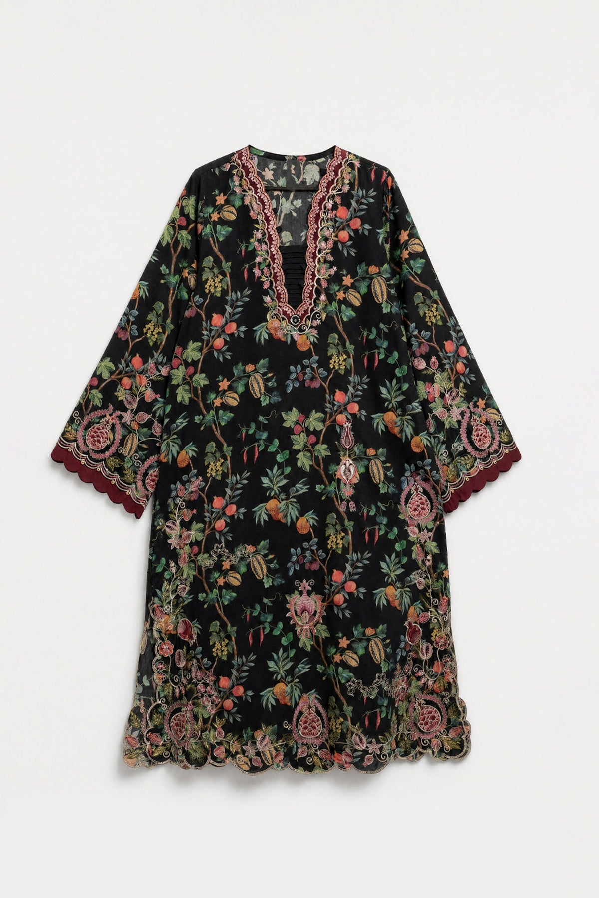 EMBROIDERED SUIT (E4522/103/902)