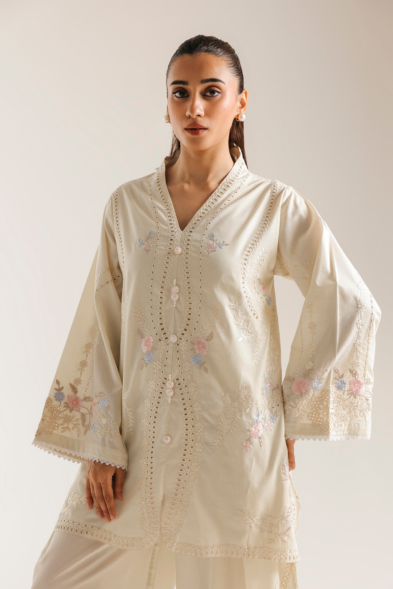 https://cdn.shopify.com/s/files/1/2290/7917/files/E4551-103-006_4.jpg?v=1779428647