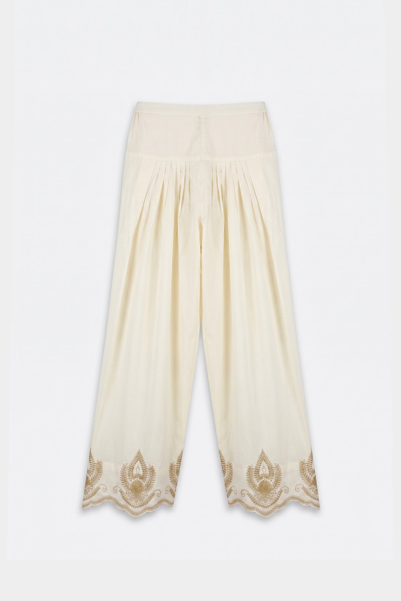 EMBROIDERED SUIT (E4552/103/901)