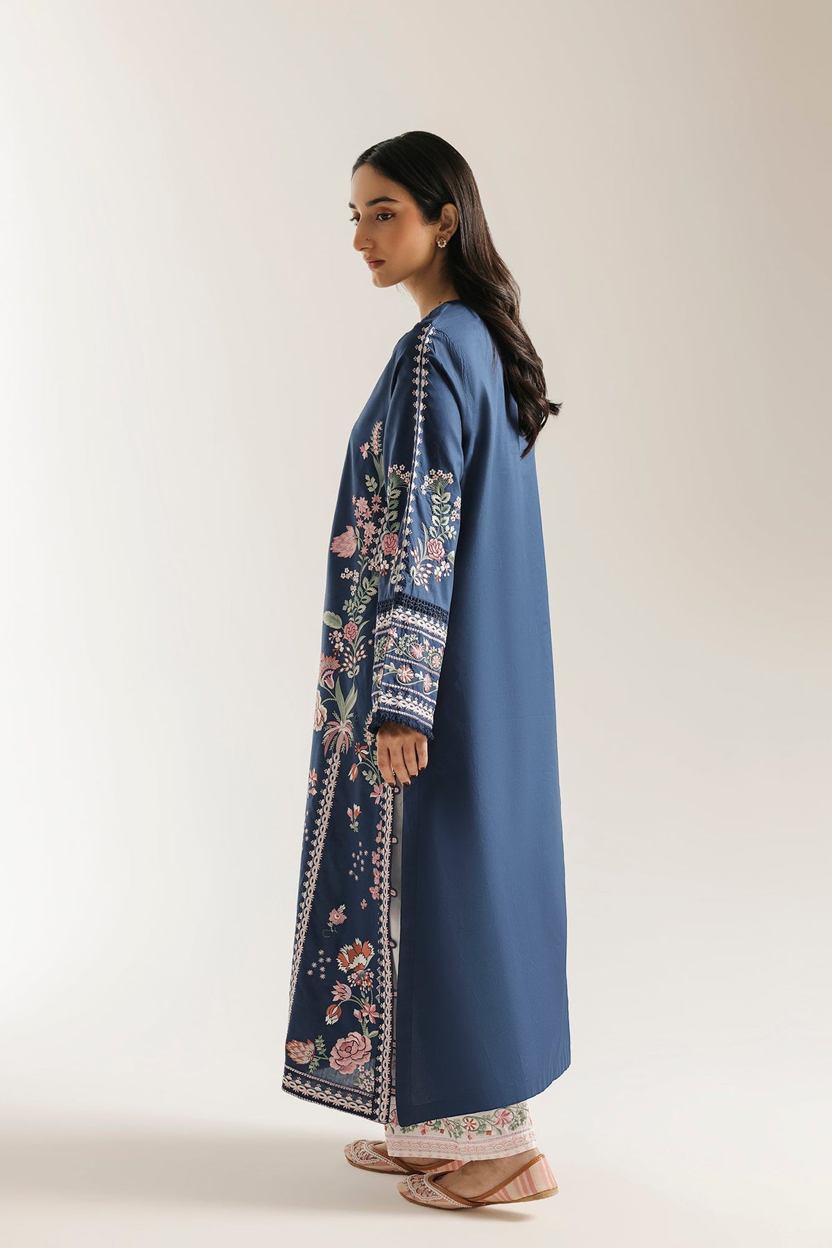 EMBROIDERED SUIT (E4603/103/625)