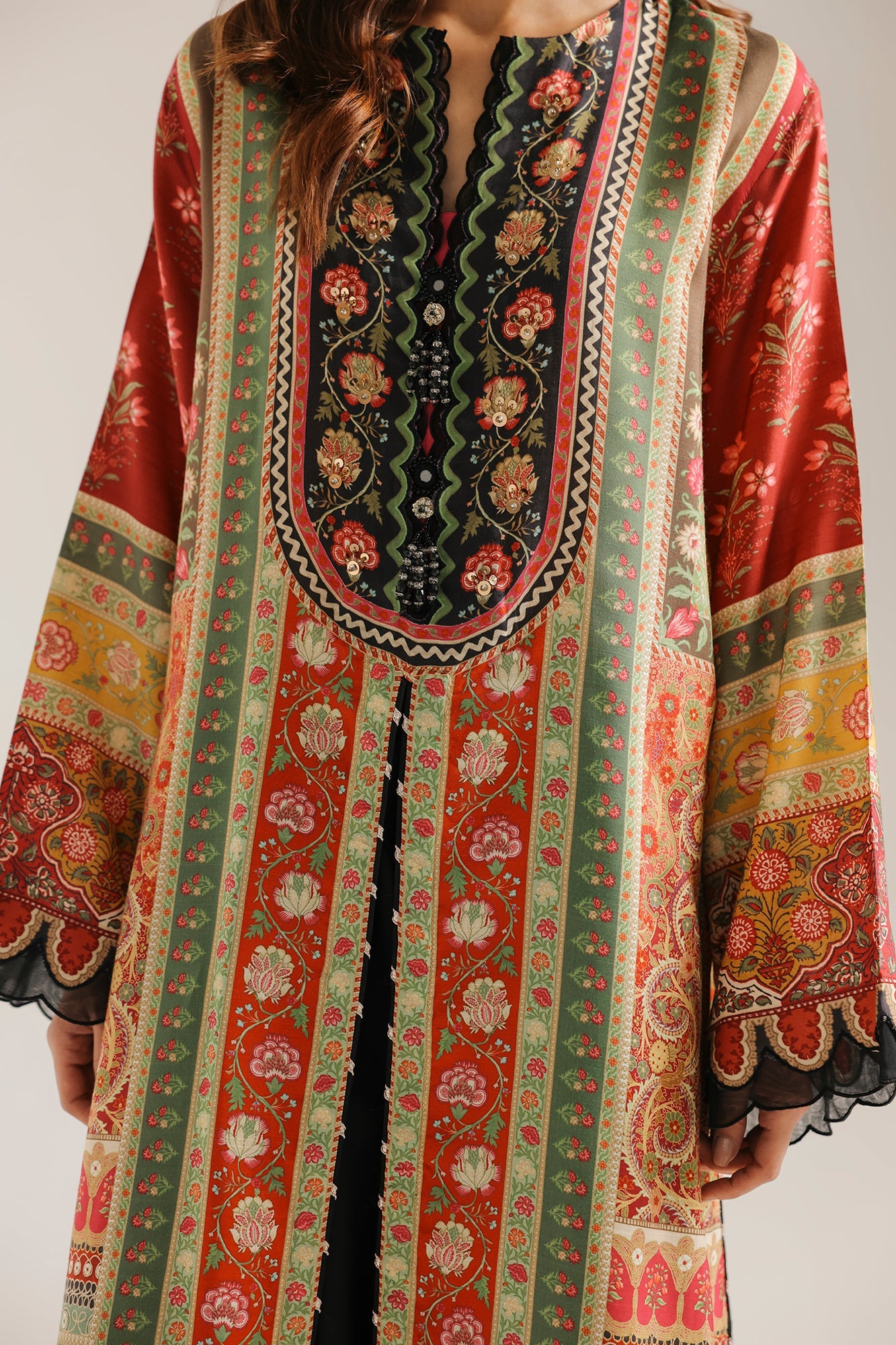EMBROIDERED SUIT (E4727-103-414)