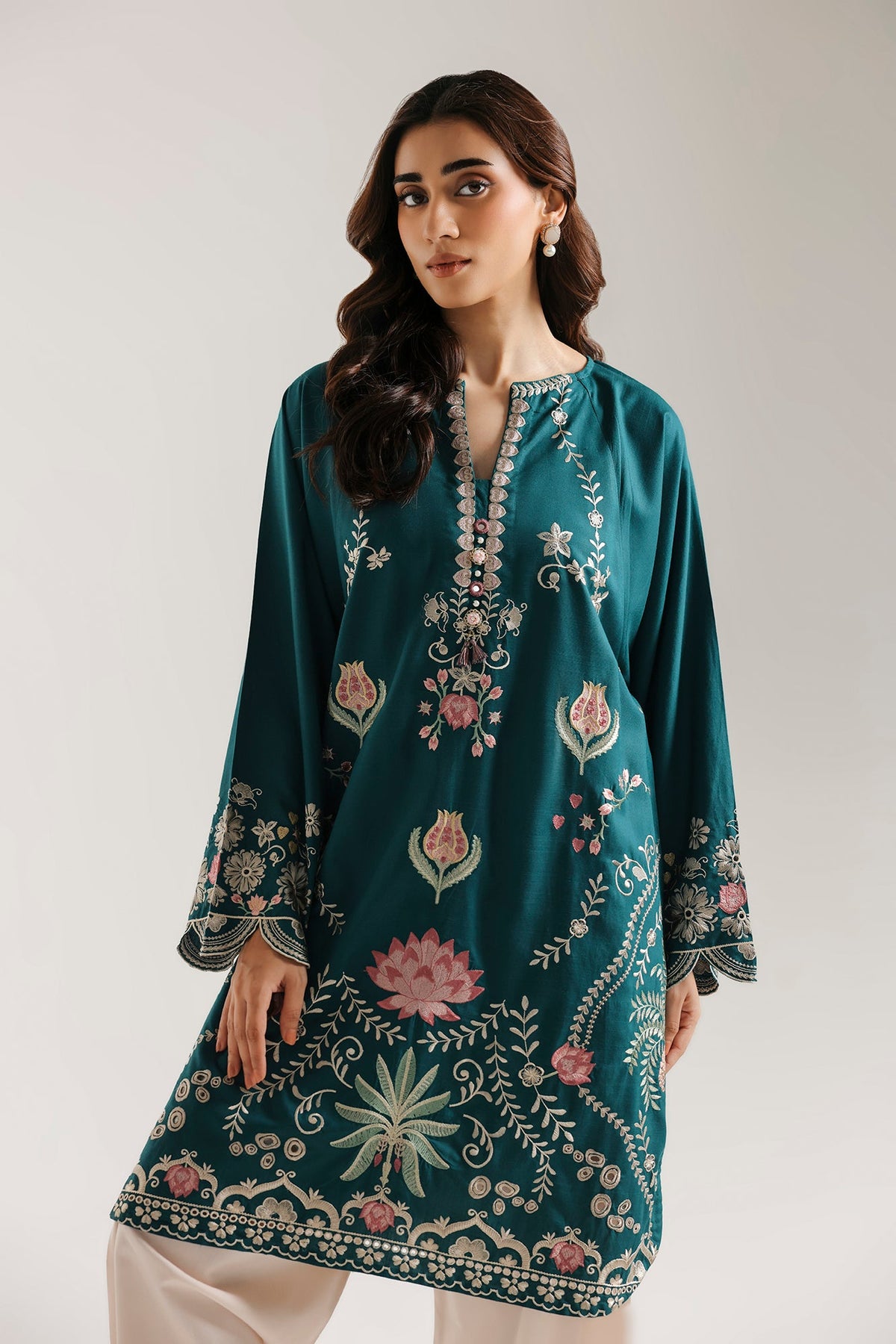 EMBROIDERED SUIT (E4761-103-705)