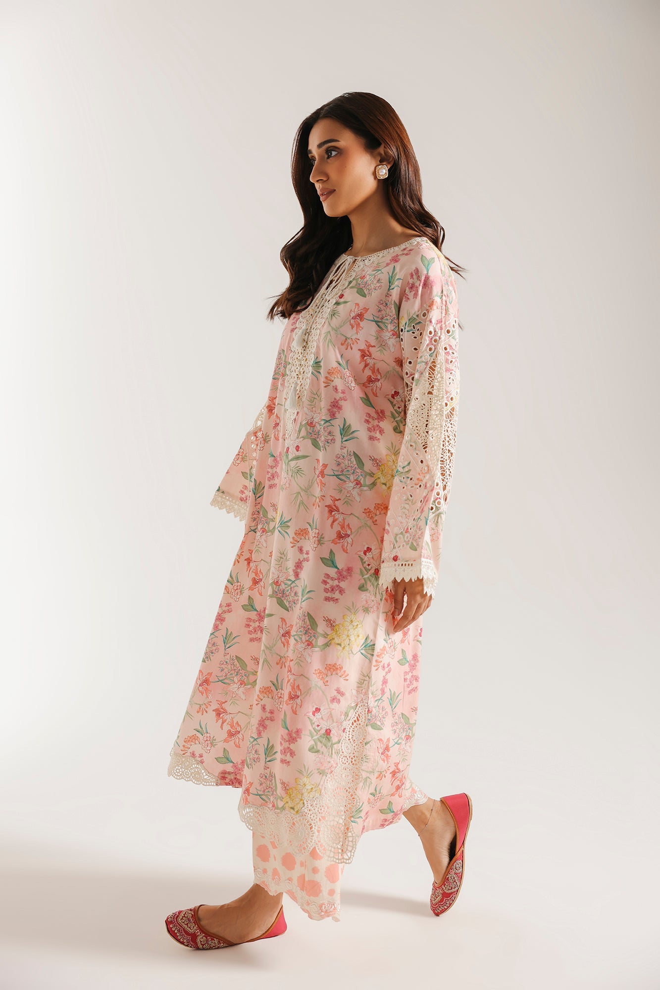 EMBROIDERED SUIT (E4762/103/315)