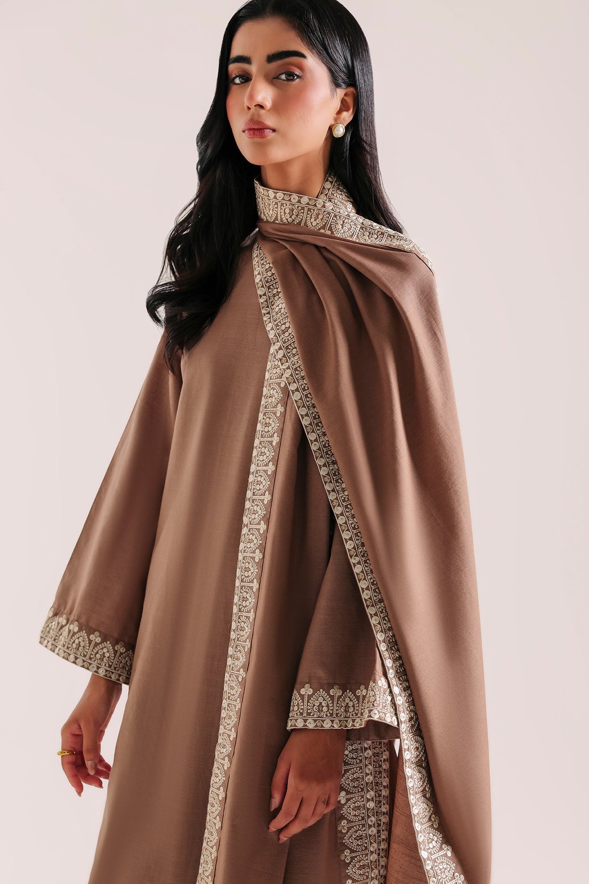 EMBROIDERED SUIT (E4784-103-804)