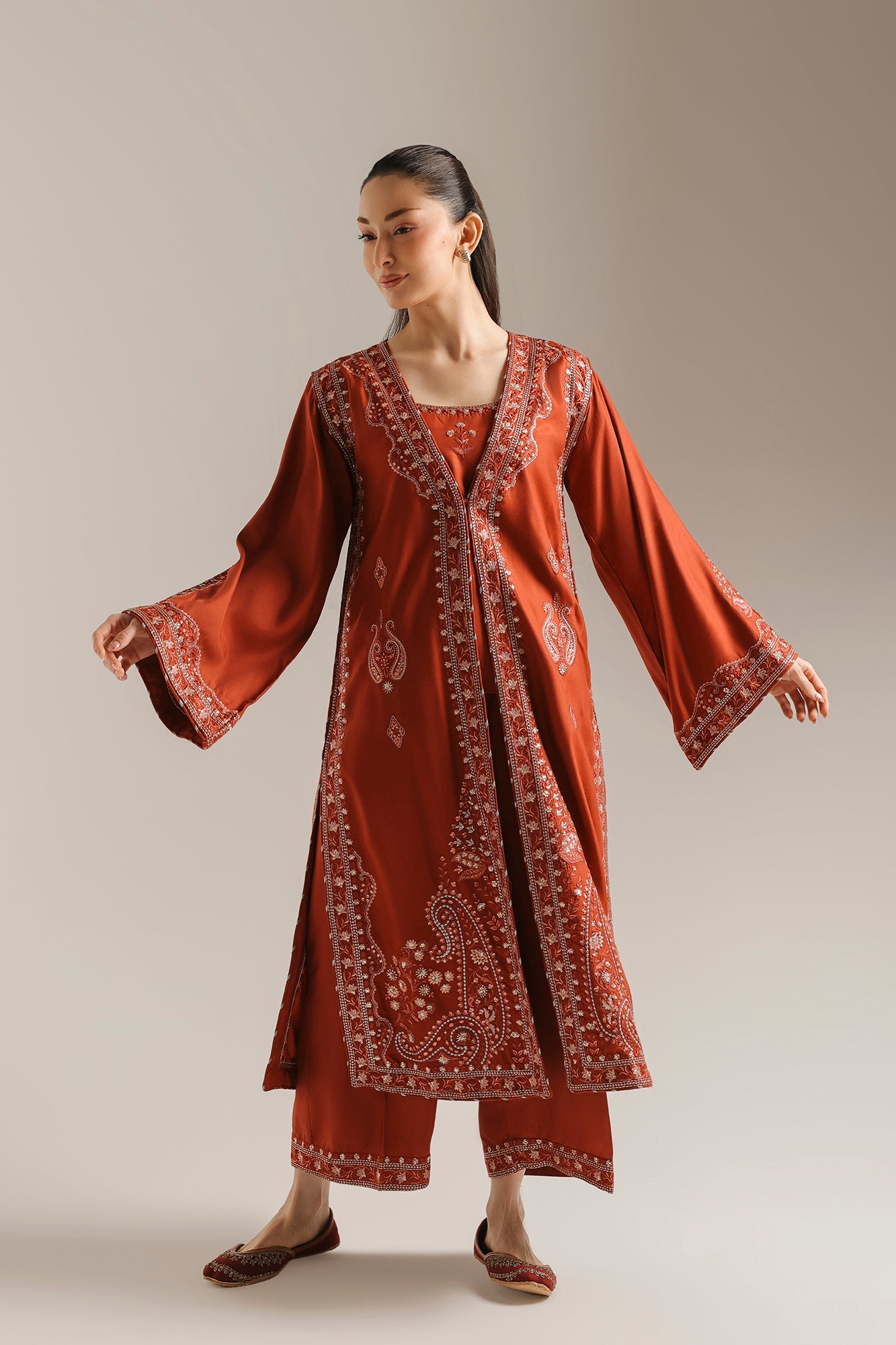 EMBROIDERED SUIT (E4824-103-320)