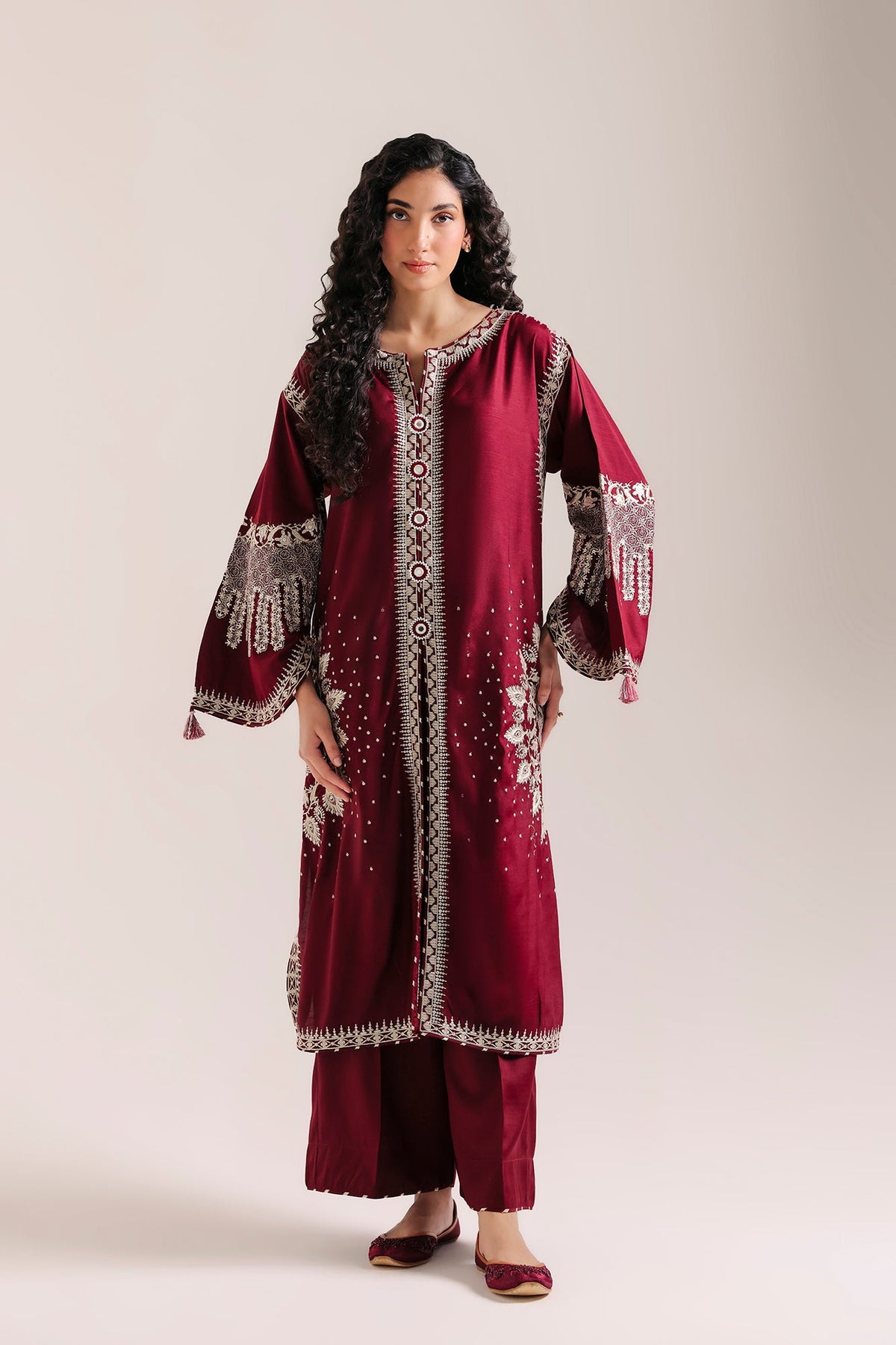 EMBROIDERED SUIT (E4829-103-304)