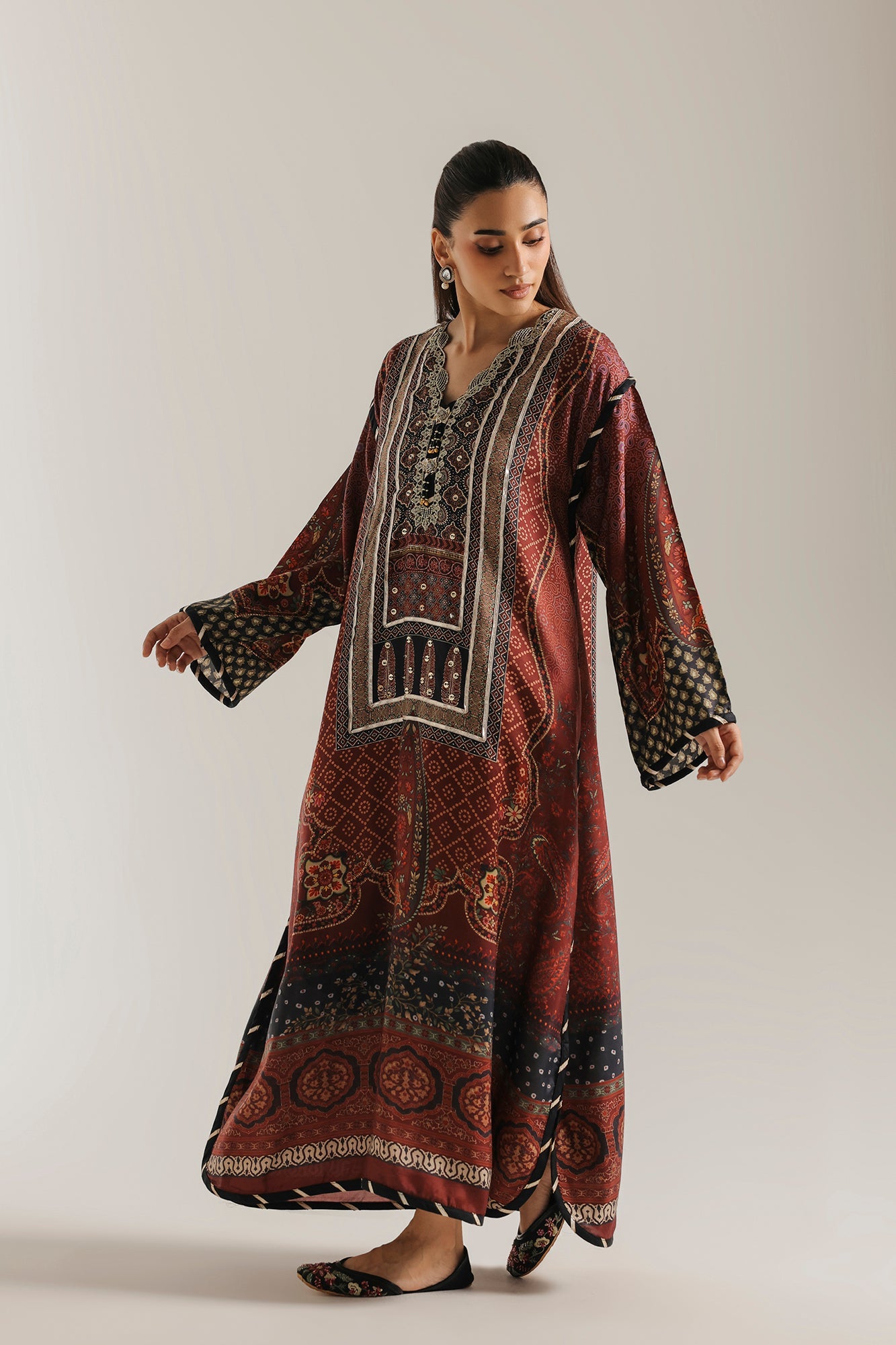 EMBROIDERED DRESS (E4833-103-901)