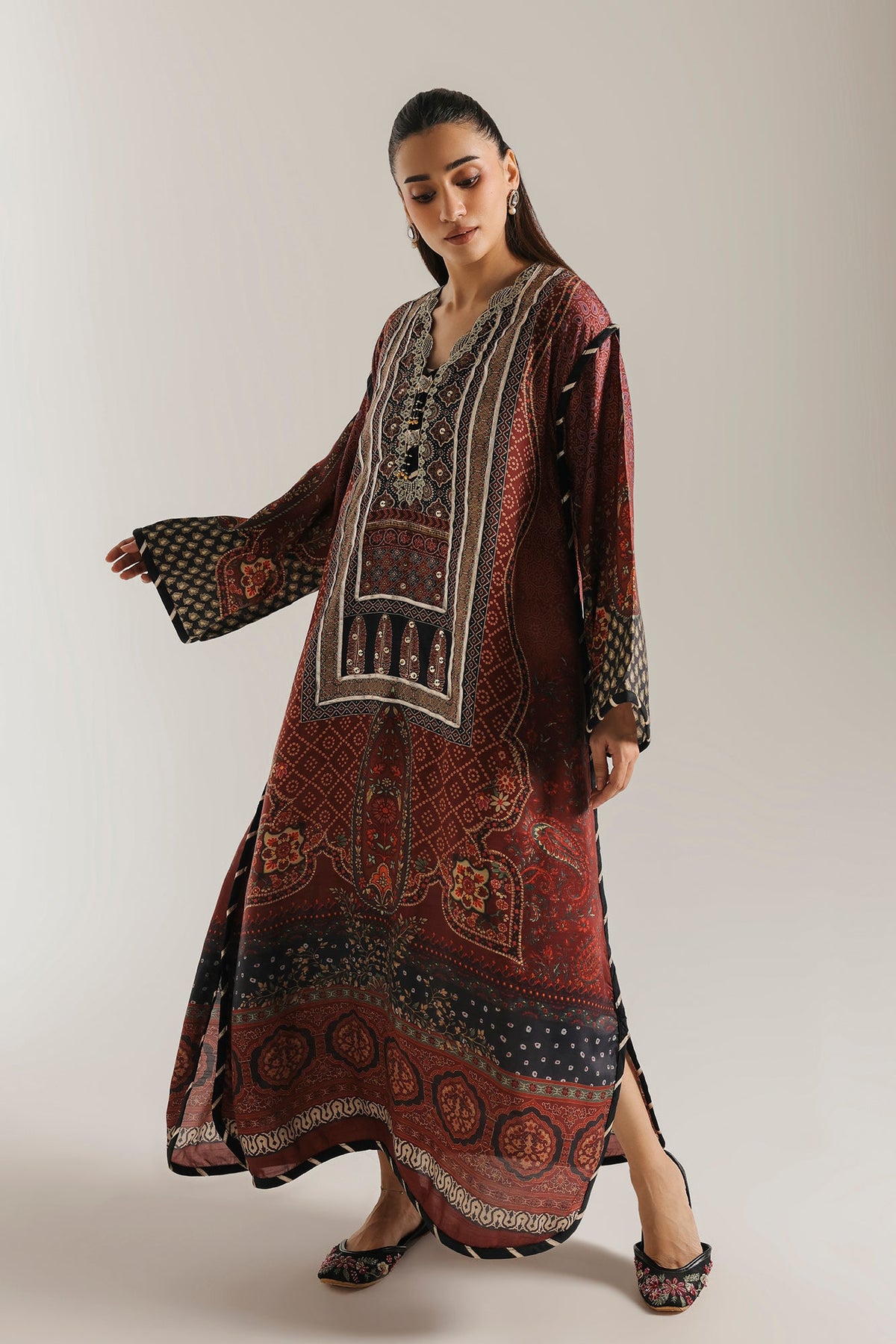 EMBROIDERED DRESS (E4833-103-901)