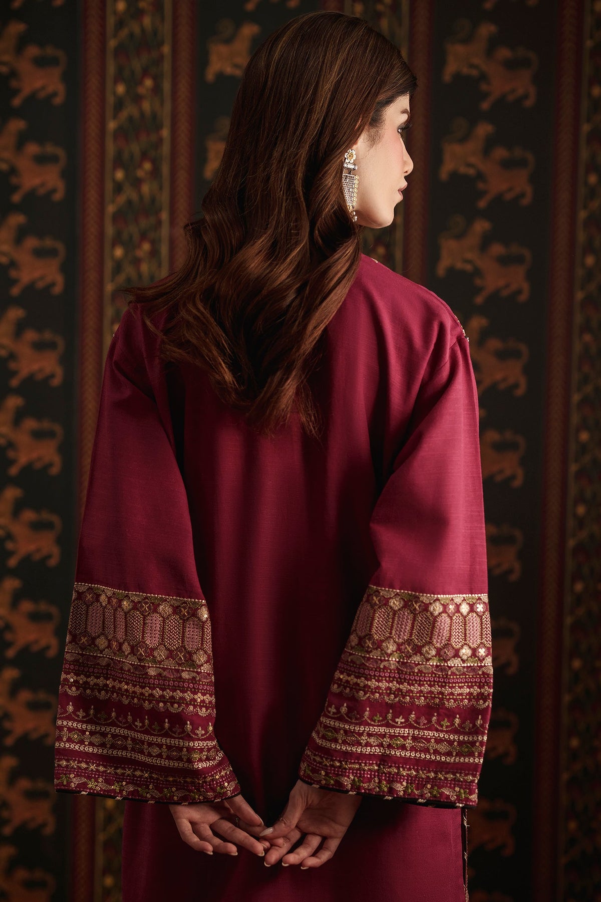 EMBROIDERED SUIT (E4865-103-416)