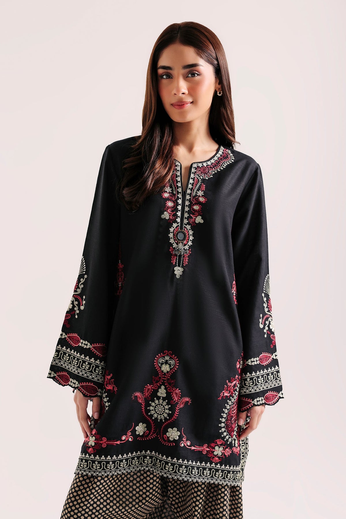 EMBROIDERED SUIT (E4871-103-901)