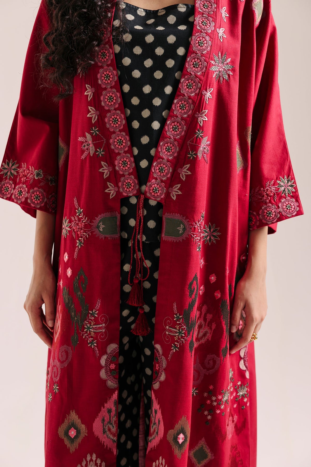 EMBROIDERED SUIT (E4916-103-304)
