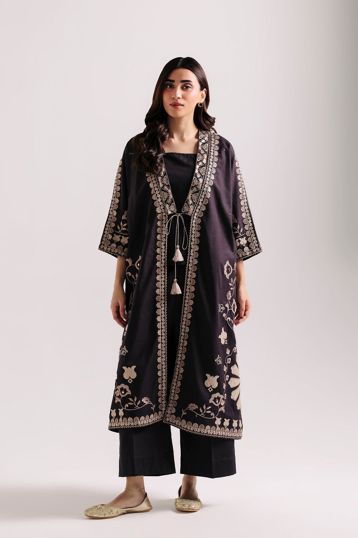 EMBROIDERED SUIT (E4941-103-802)