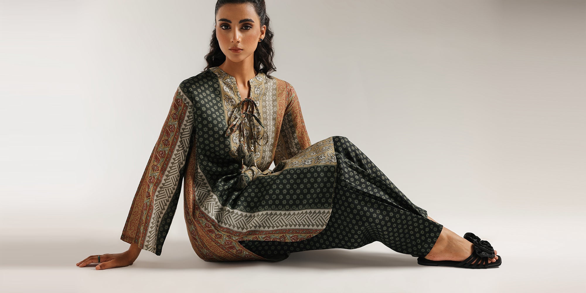 PRINTED SUIT (E6704/102/108)