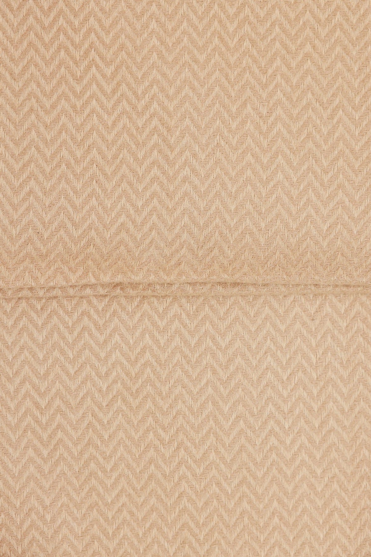 SHAWL (E6905/102/112)