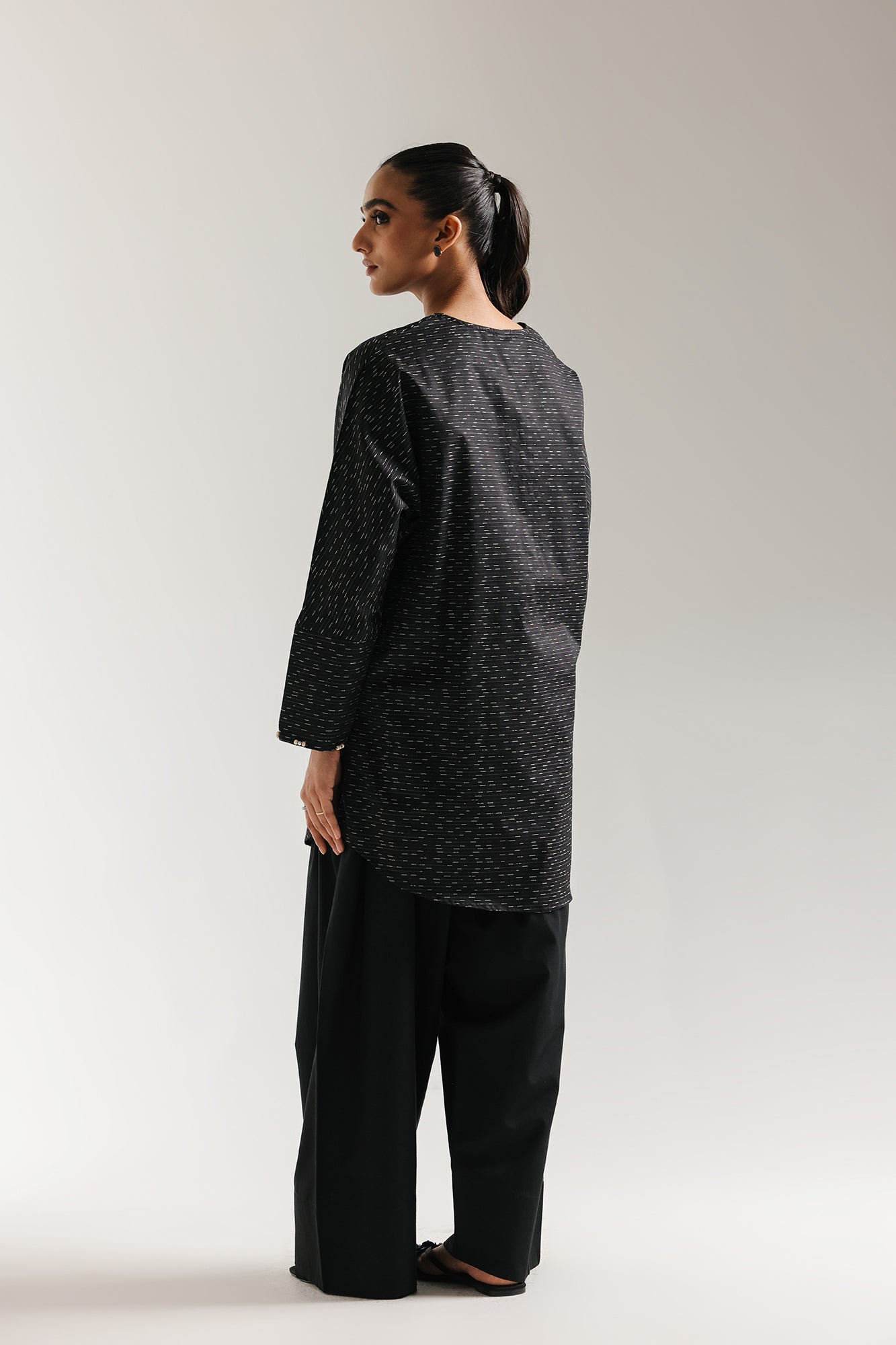 TEXTURED SHIRT (E6977/102/902)