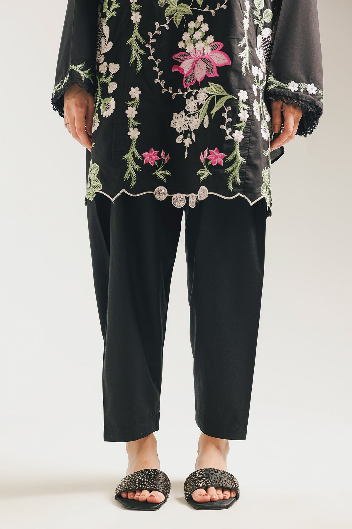 SHALWAR (E7142/102/902)