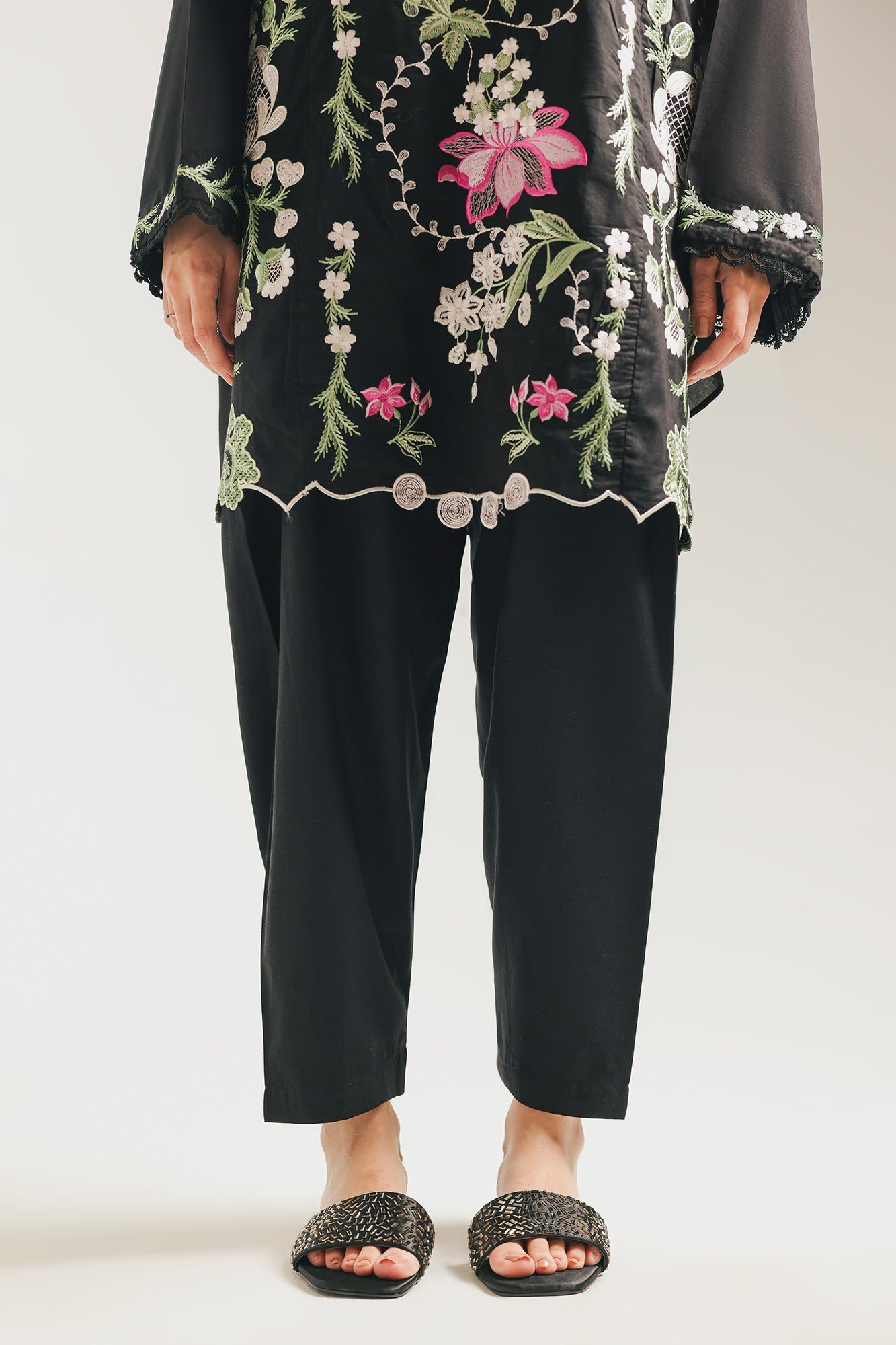 SHALWAR (E7142/102/902)