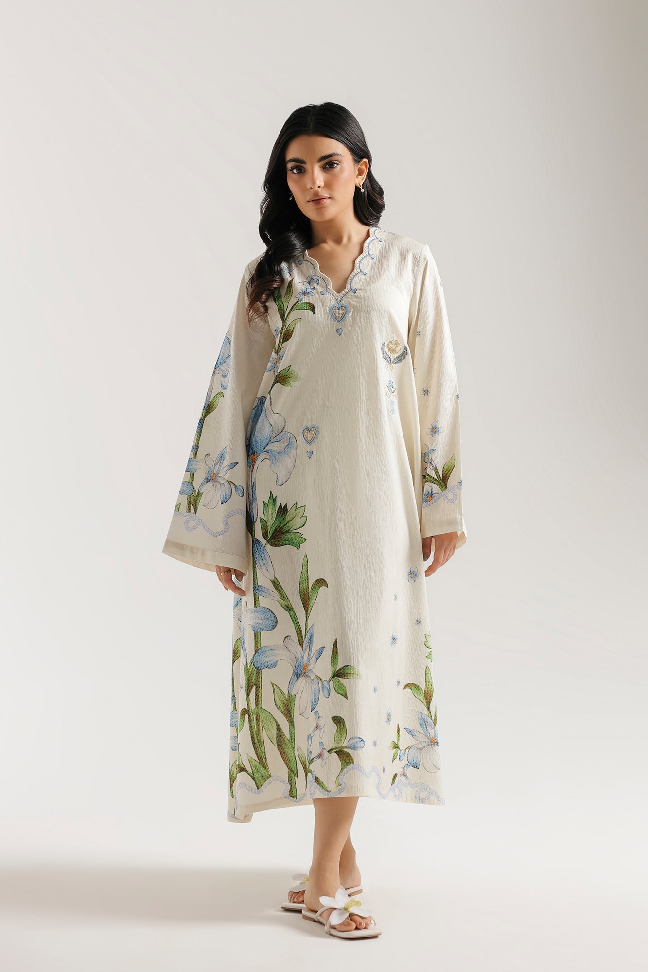 EMBROIDERED SHIRT (E7546/102/004)