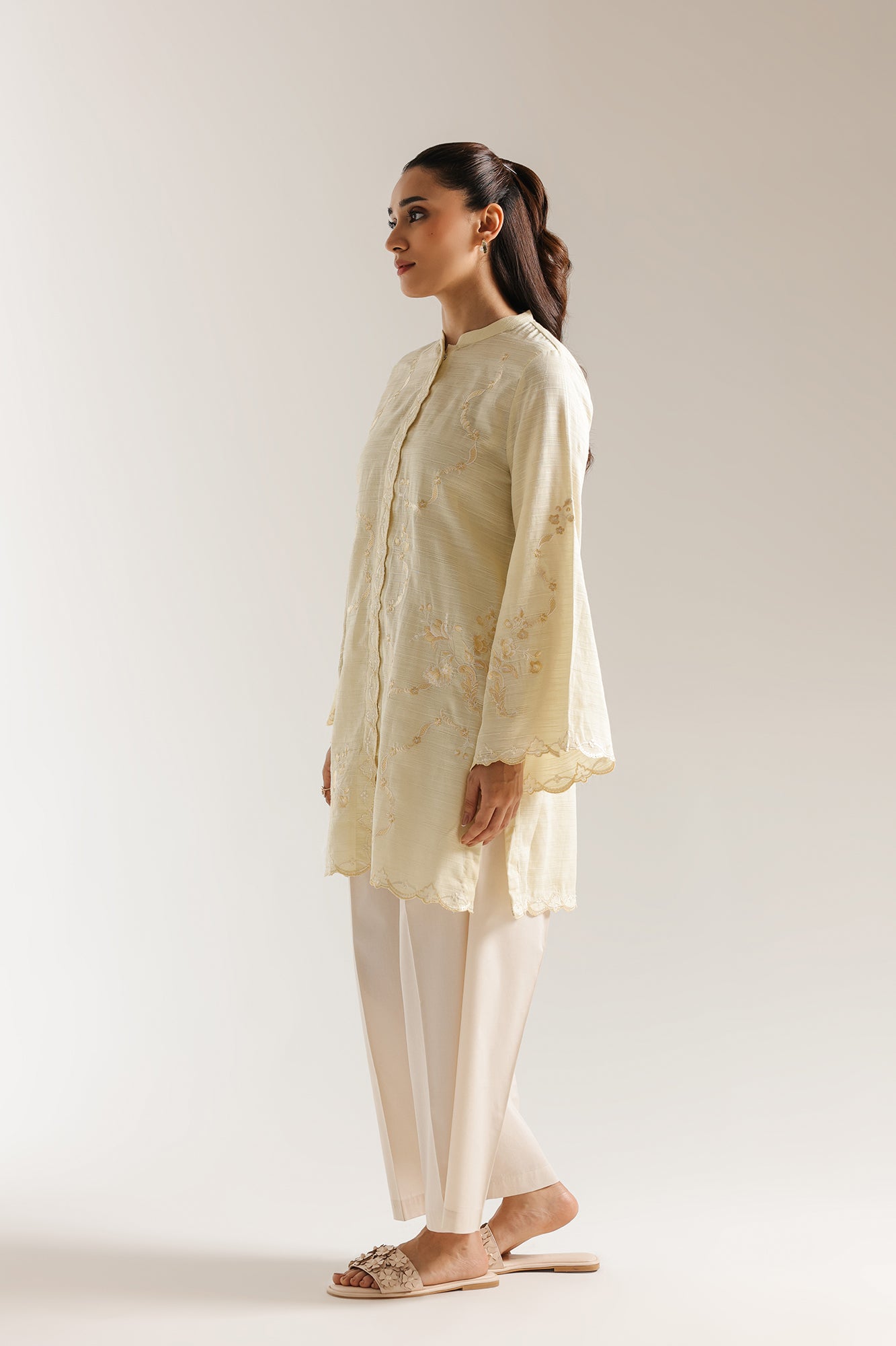 EMBROIDERED SHIRT (E7585/102/110)
