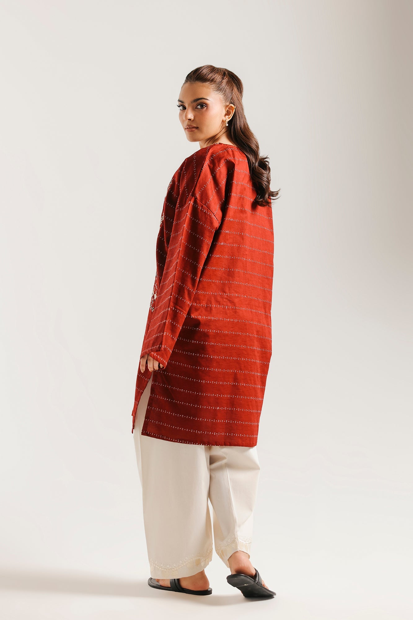 EMBROIDERED SHIRT (E7626/102/304)