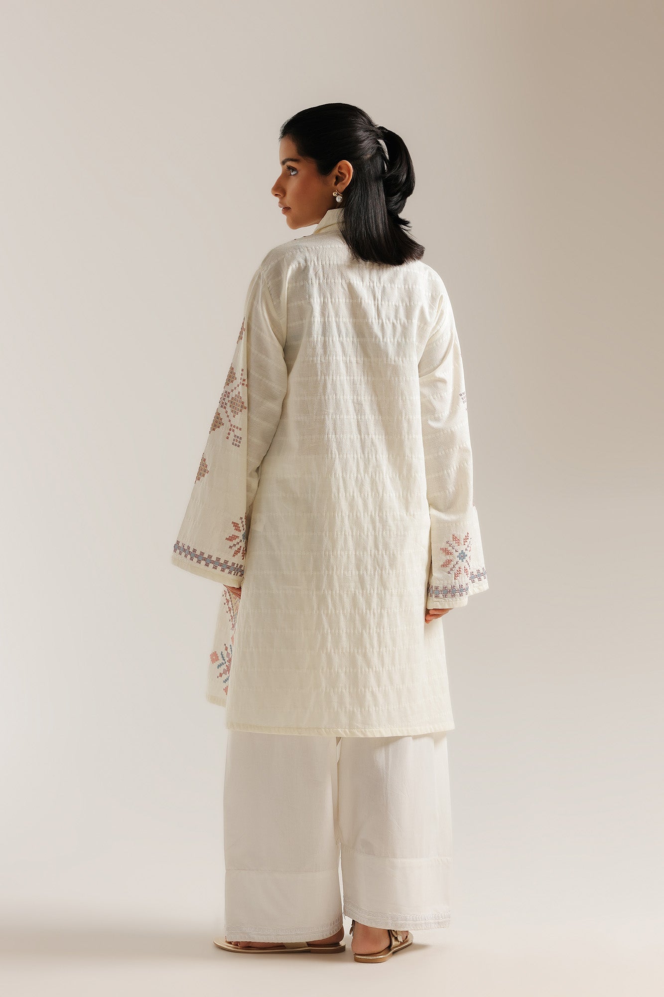 EMBROIDERED SHIRT (E7629/102/115)