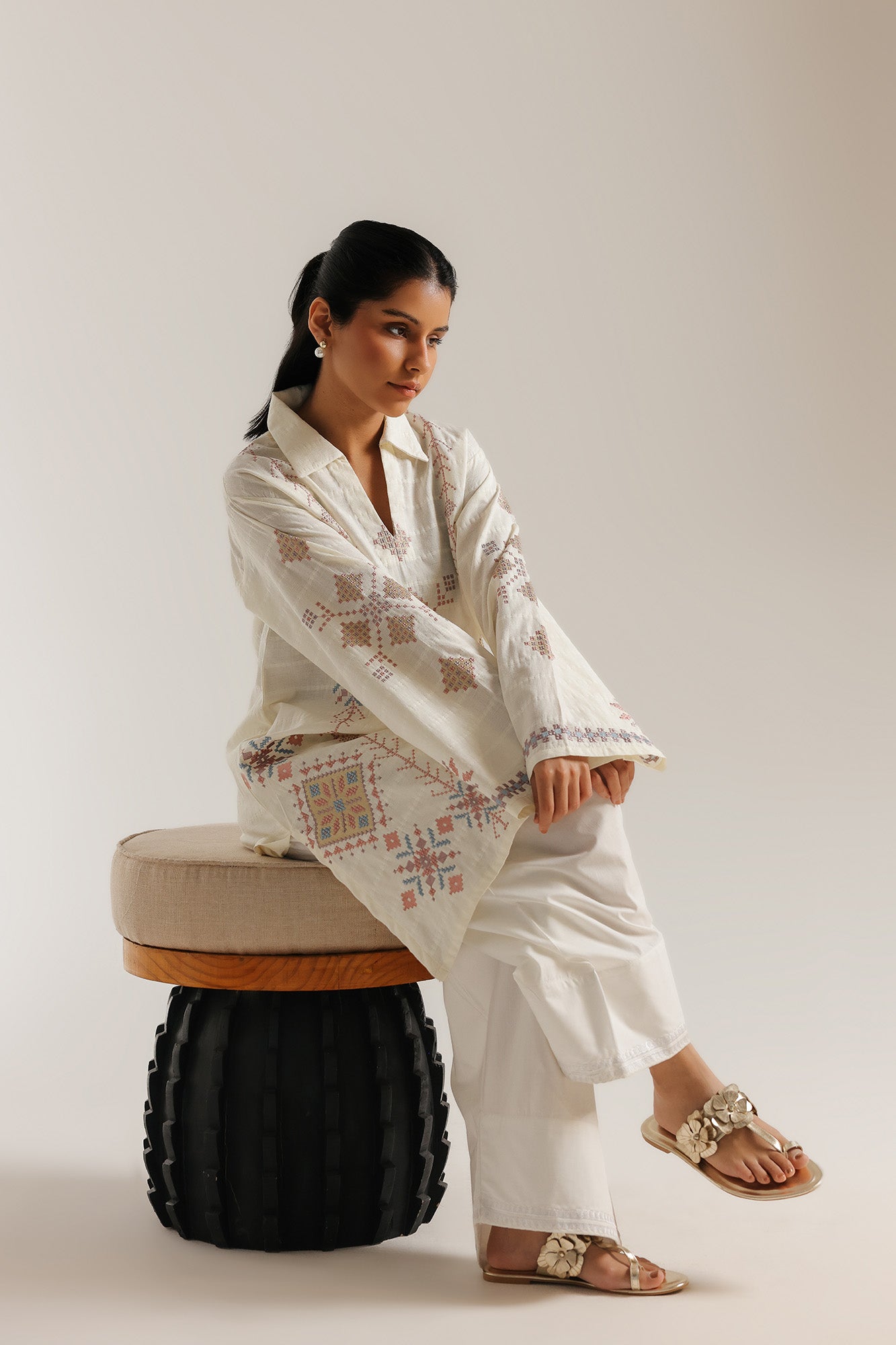 EMBROIDERED SHIRT (E7629/102/115)