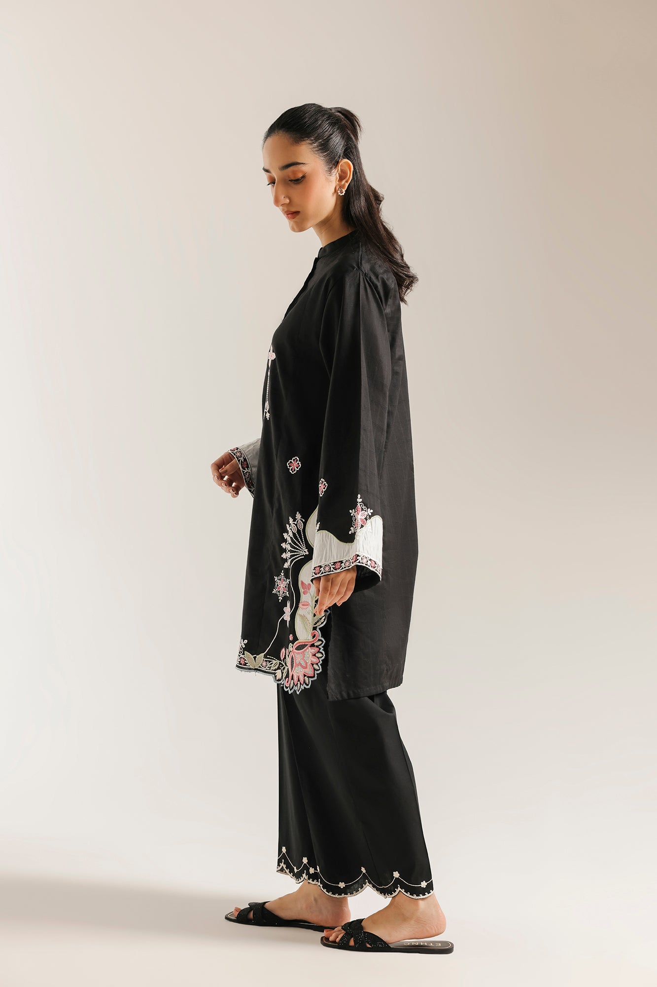 EMBROIDERED SHIRT (E7630/102/902)