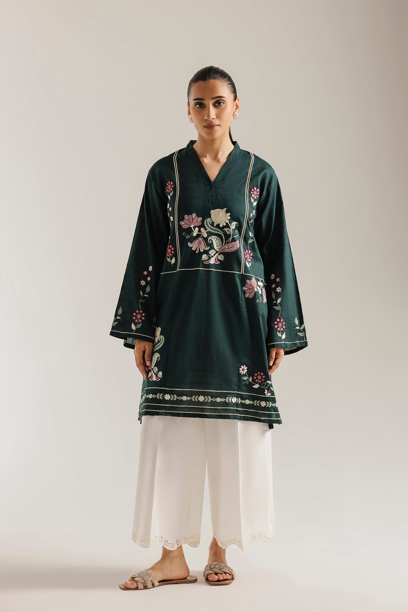 EMBROIDERED SHIRT (E7632/102/705)