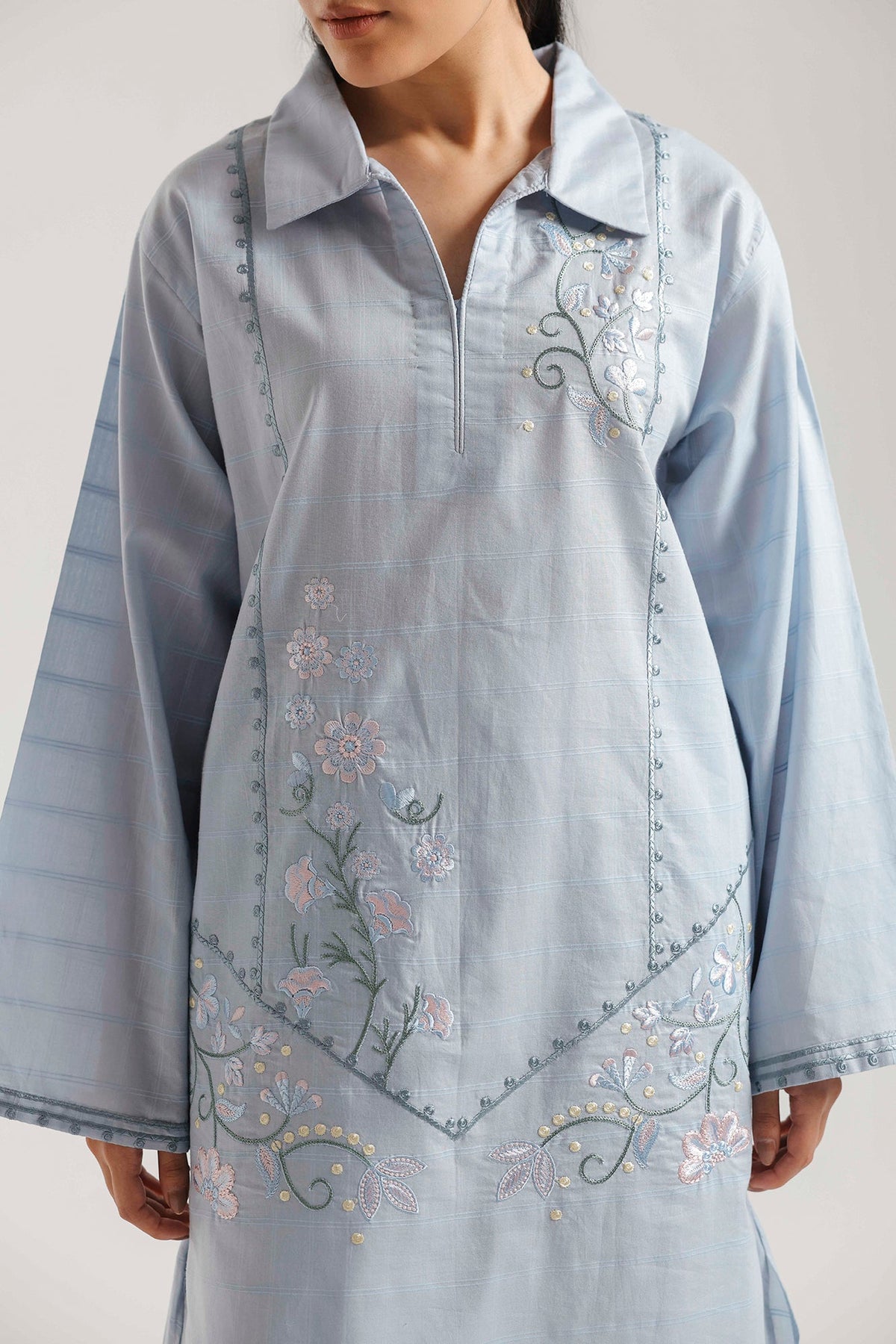 EMBROIDERED SHIRT (E7634/102/635)