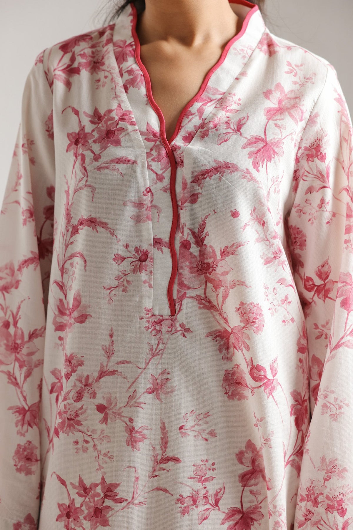 EMBROIDERED DRESS (E7711/102/316)