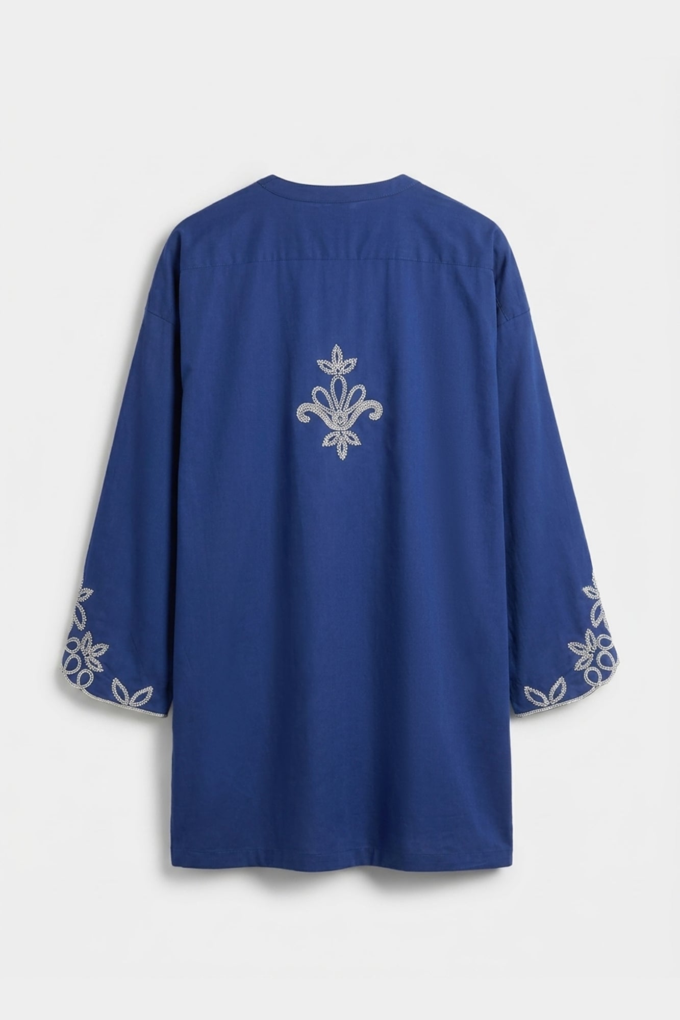 EMBROIDERED SUIT (E7823/102/627)