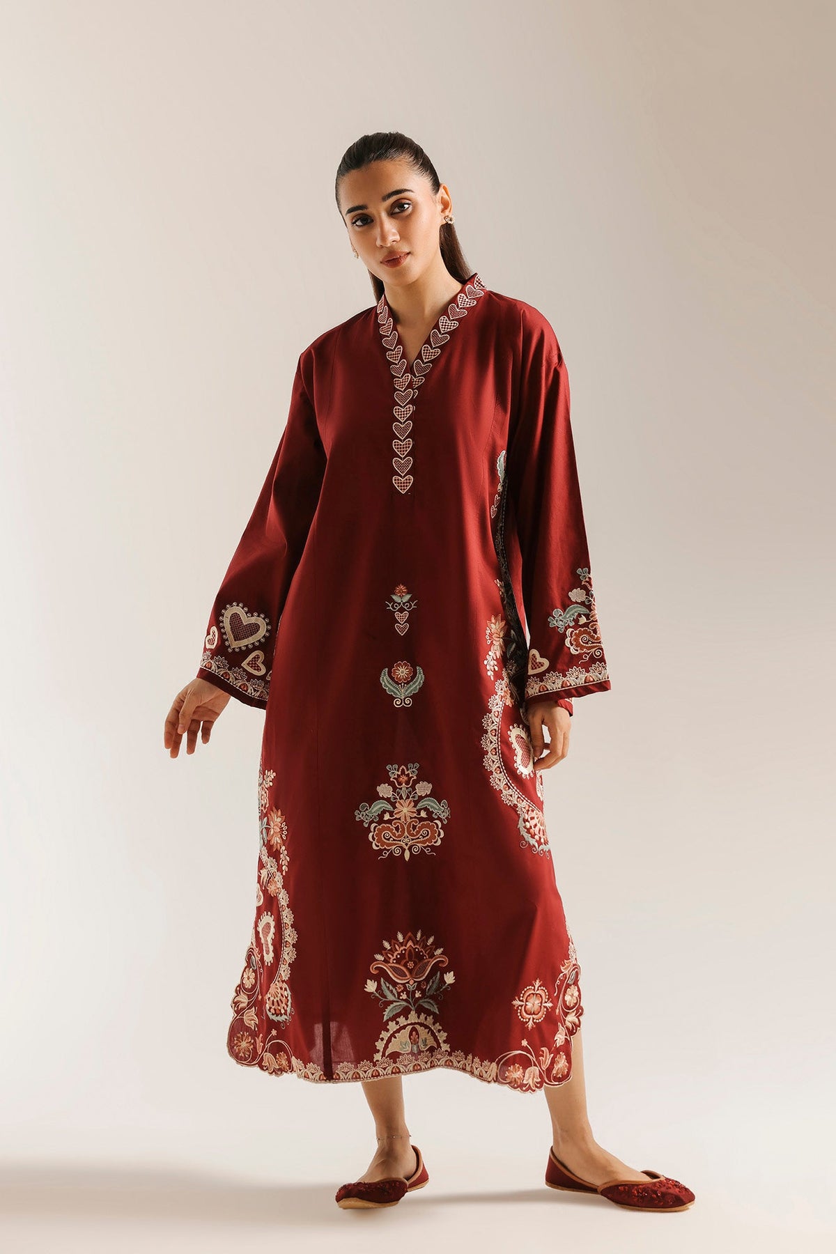 EMBROIDERED SHIRT (E7836/102/304)