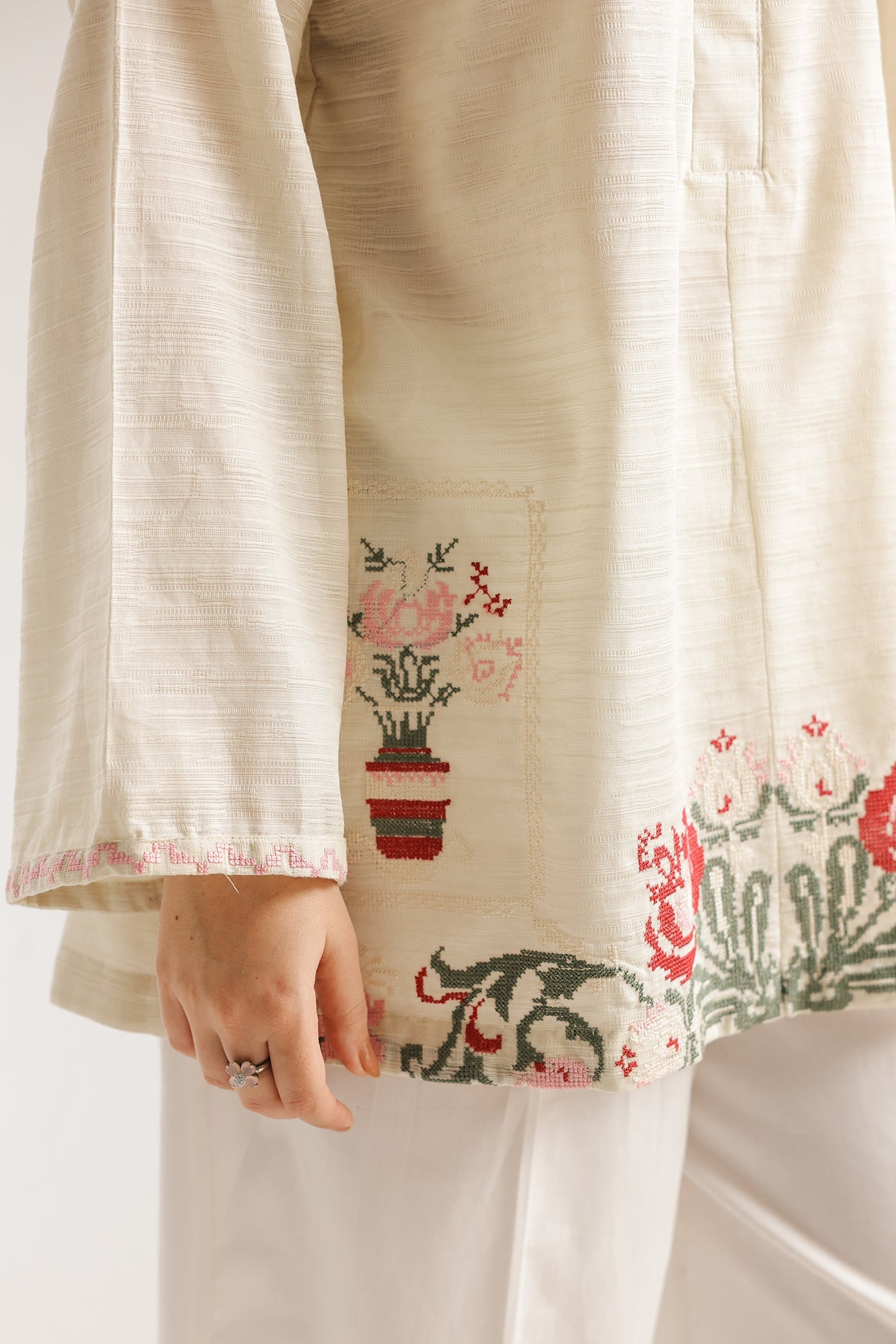 EMBROIDERED KURTI (E7920/102/110)