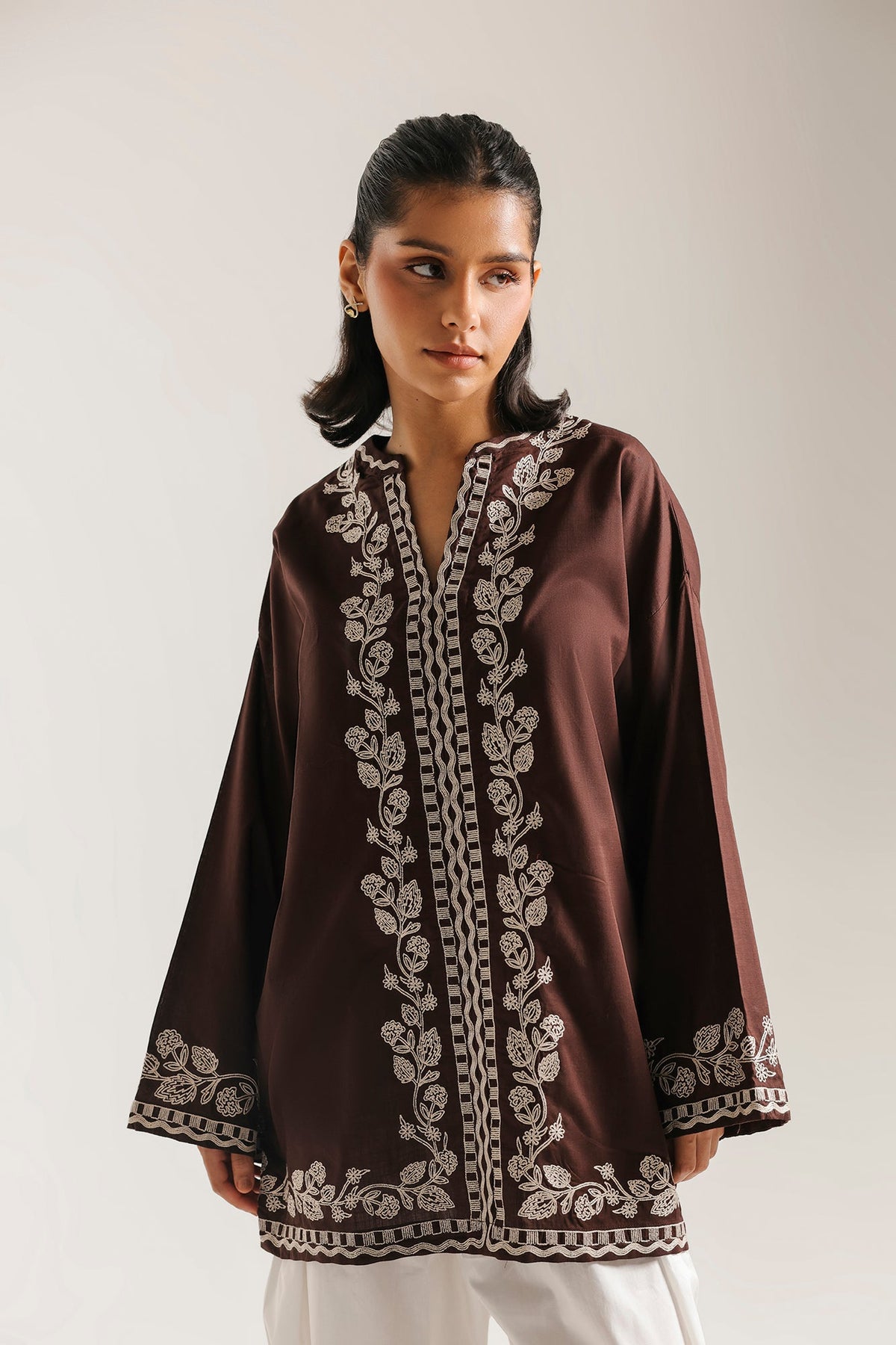 EMBROIDERED KURTI (E7941/102/318)