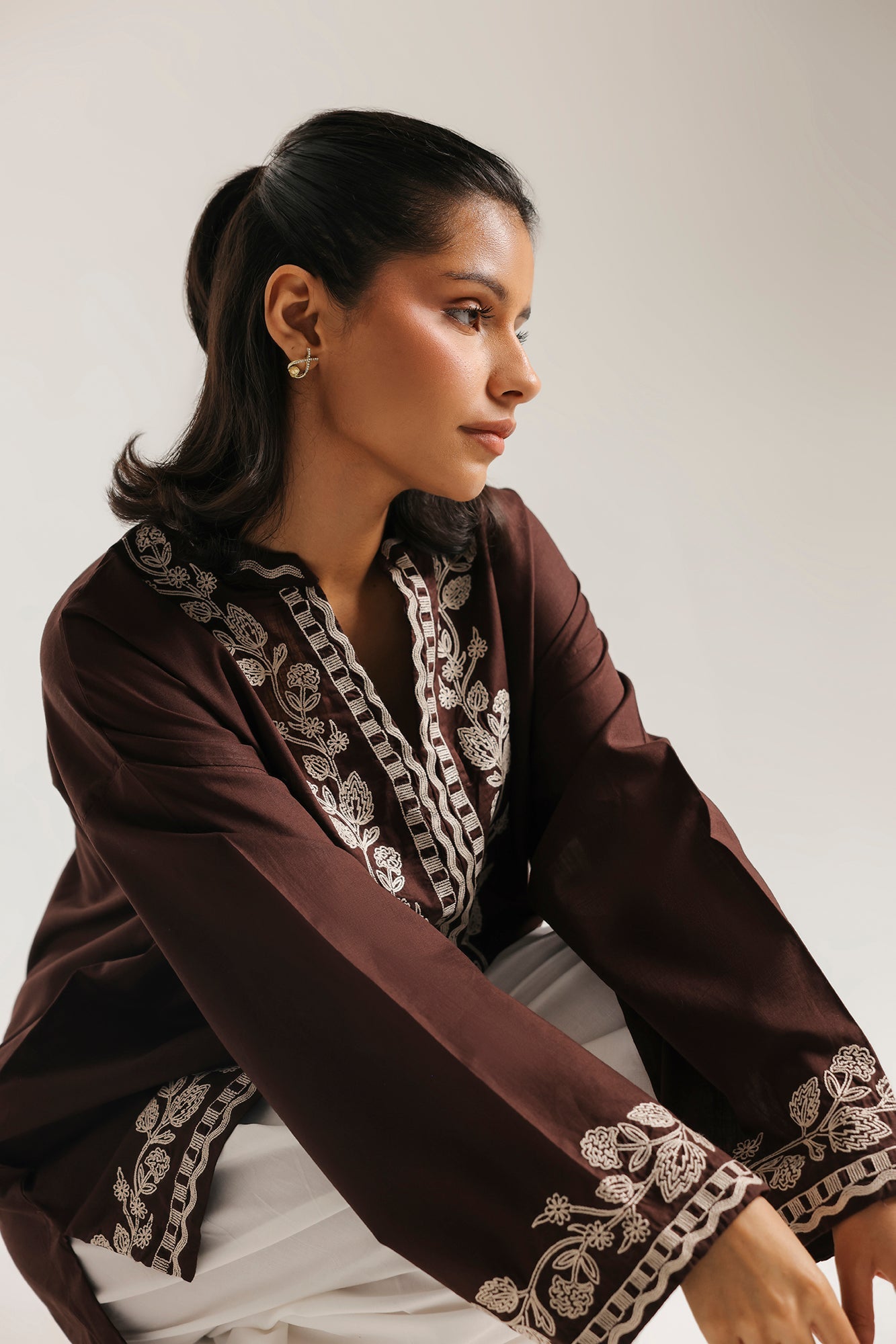 EMBROIDERED KURTI (E7941/102/318)