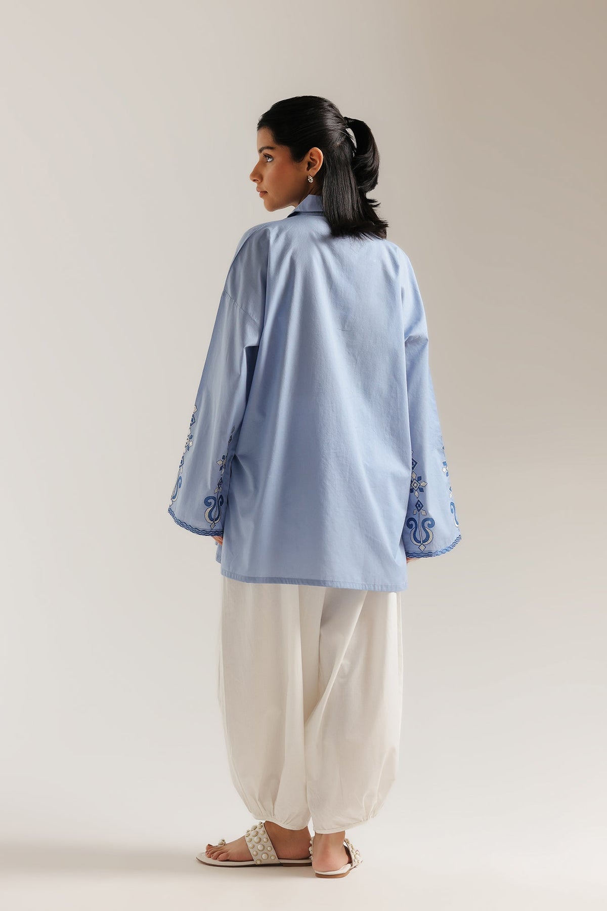 EMBROIDERED KURTI (E7956/102/610)