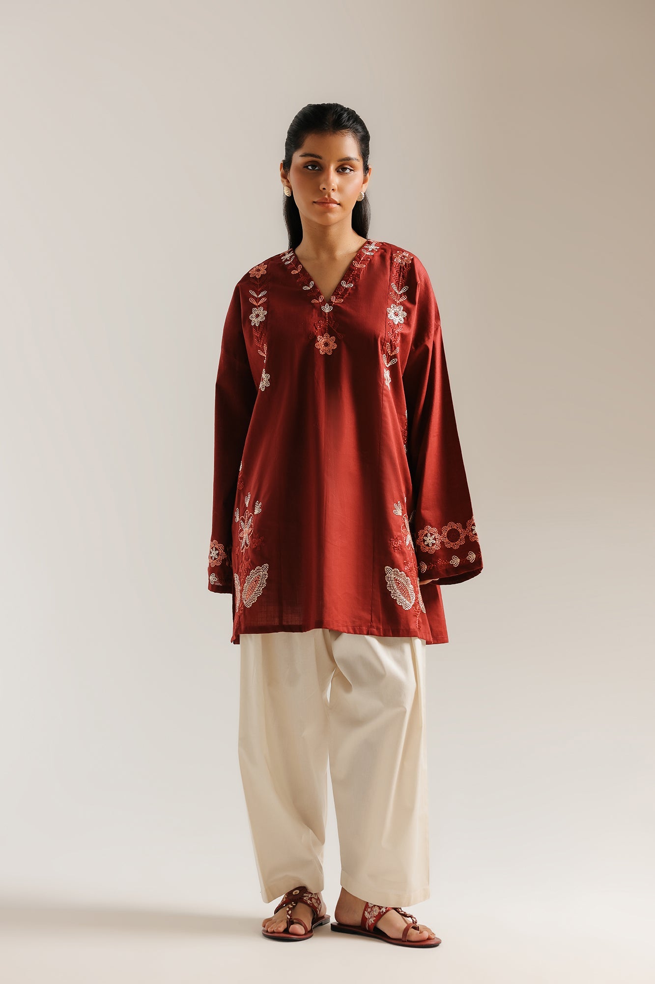 EMBROIDERED KURTI (E7964/102/304)