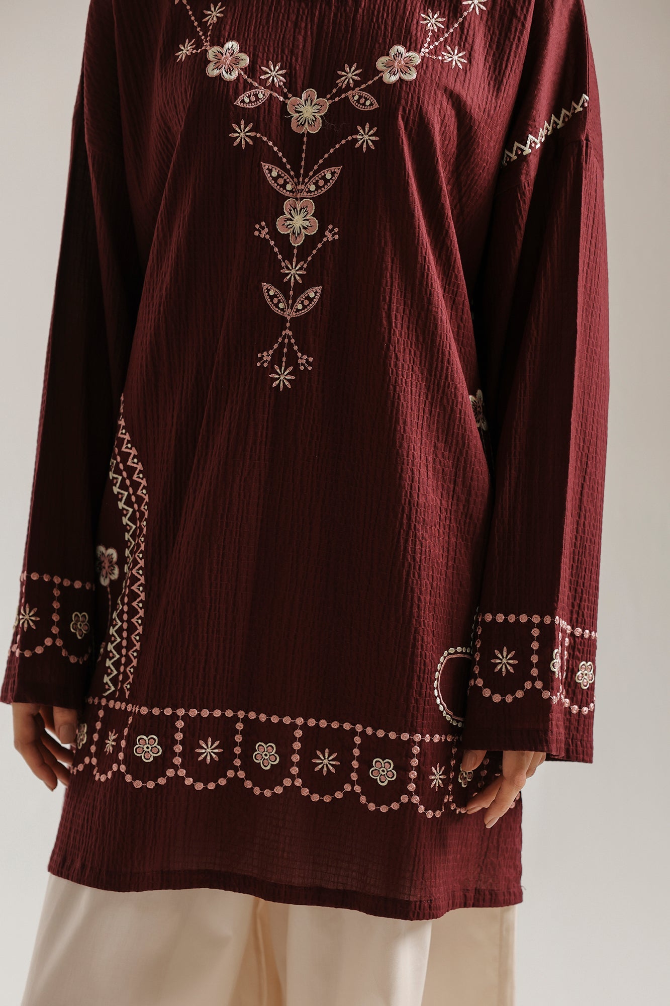 EMBROIDERED KURTI (E7984/102/403)