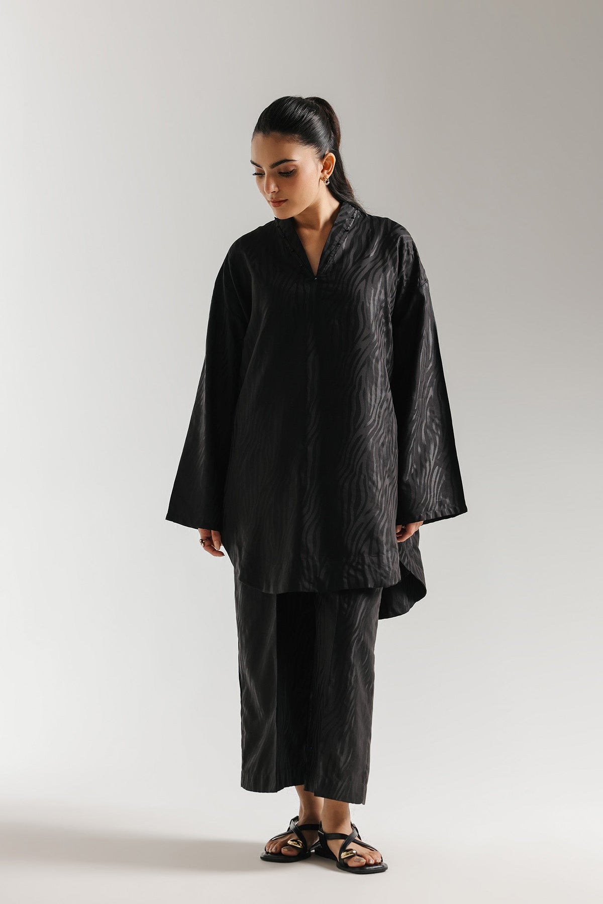 SOLID SUIT (E8087/102/902)