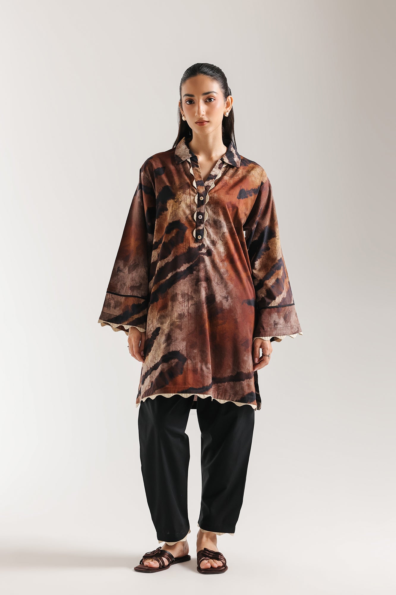 PRINTED SUIT (E8131/102/801)
