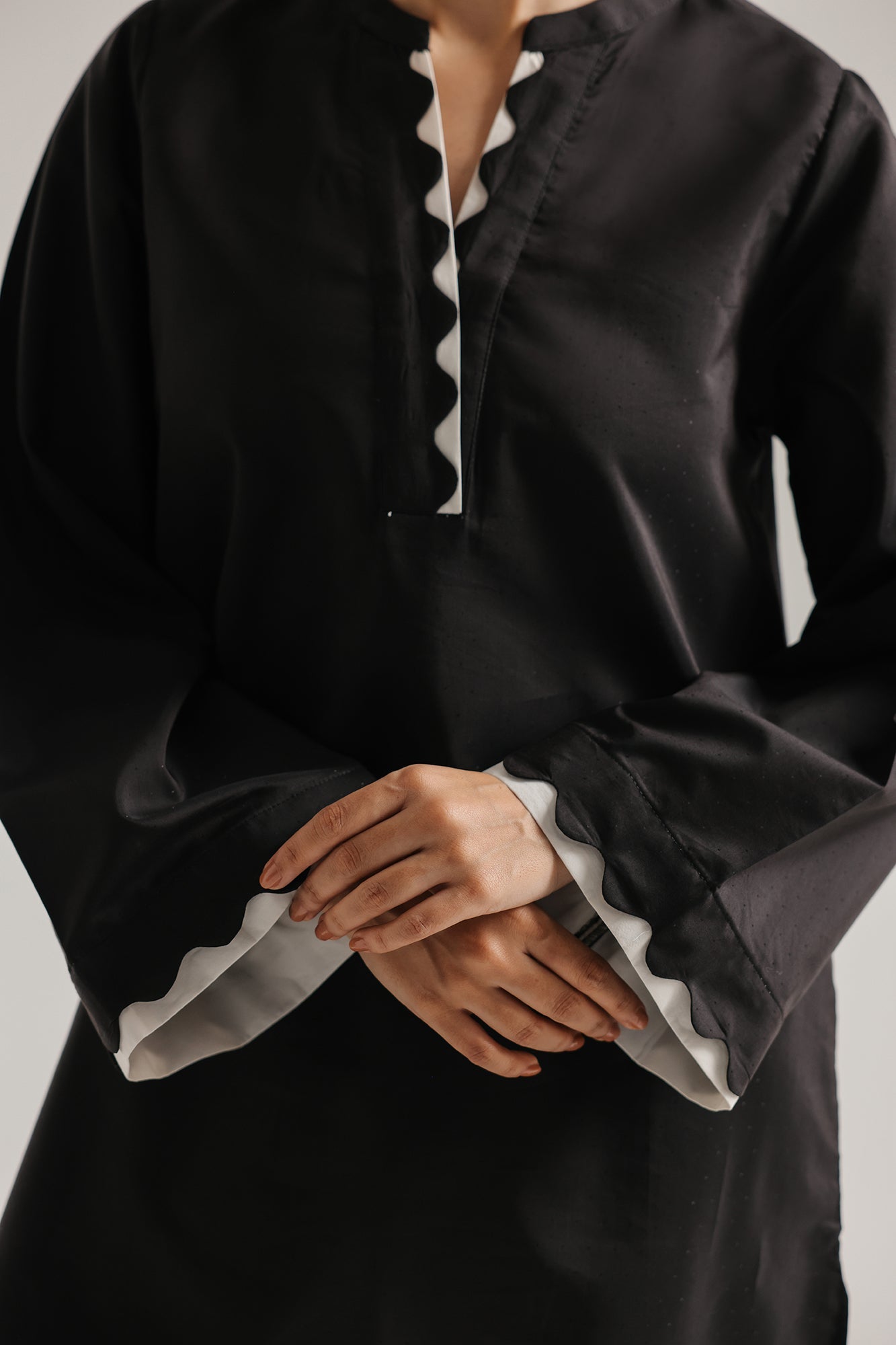 SOLID SUIT (E8146/102/902)
