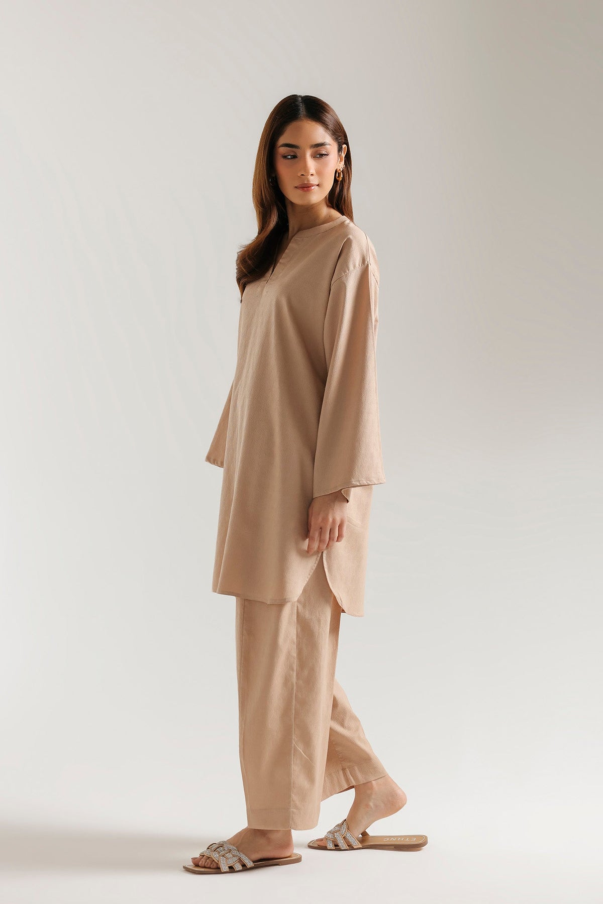 SOLID SUIT (E8186/102/007)