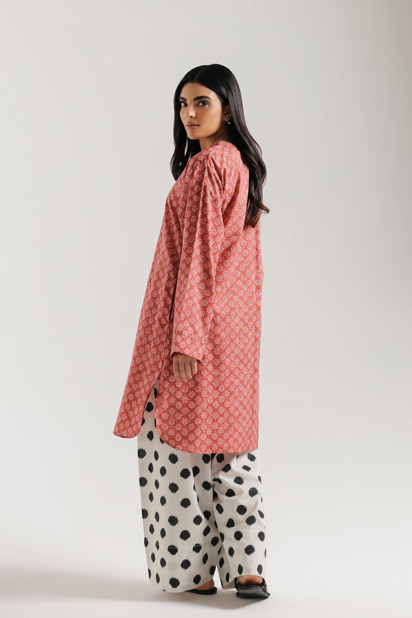 https://cdn.shopify.com/s/files/1/2290/7917/files/E8197-102-307_3.jpg?v=1780656616